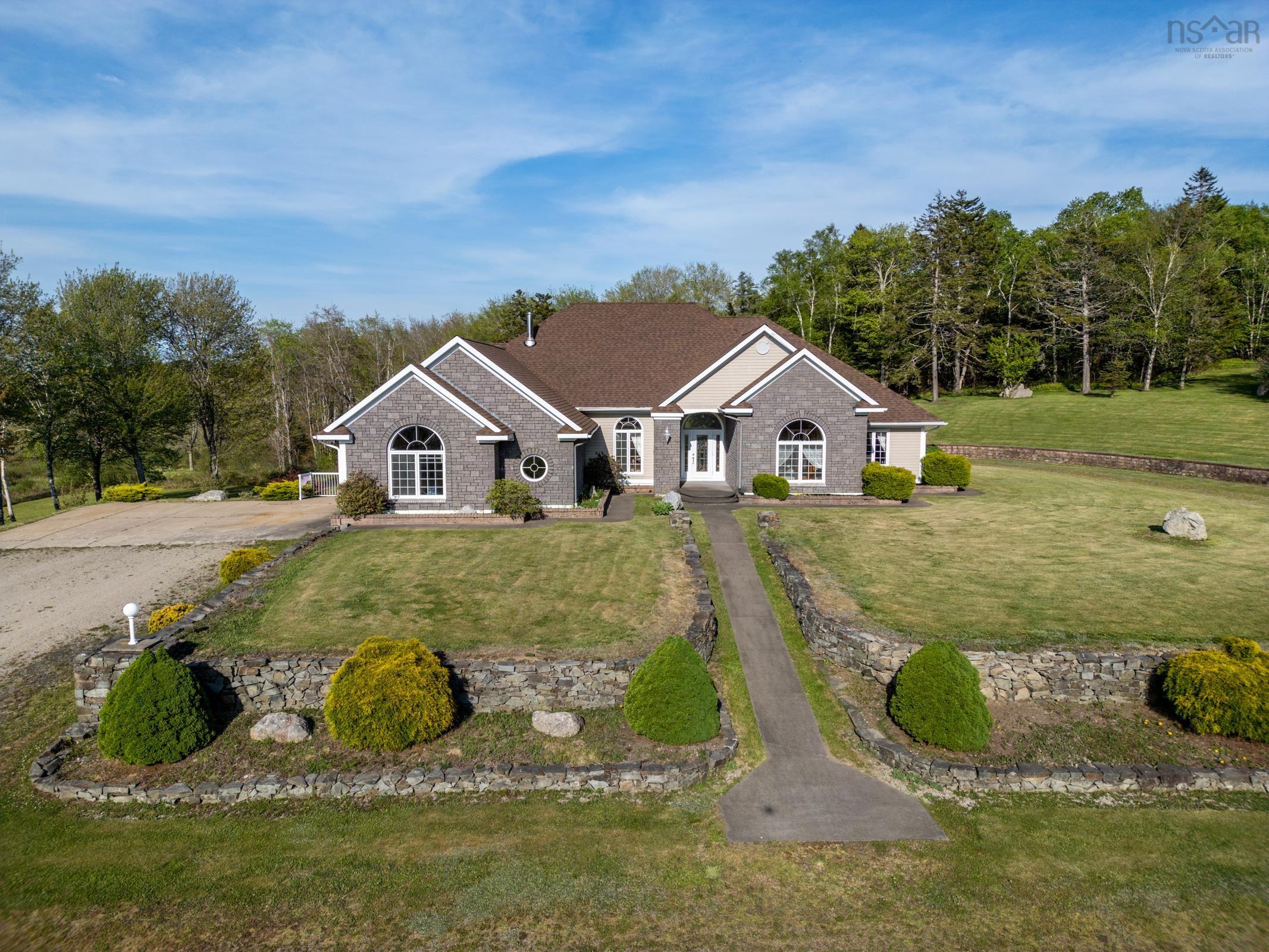 $729,000.00: 5602 Highway 340, Hassett