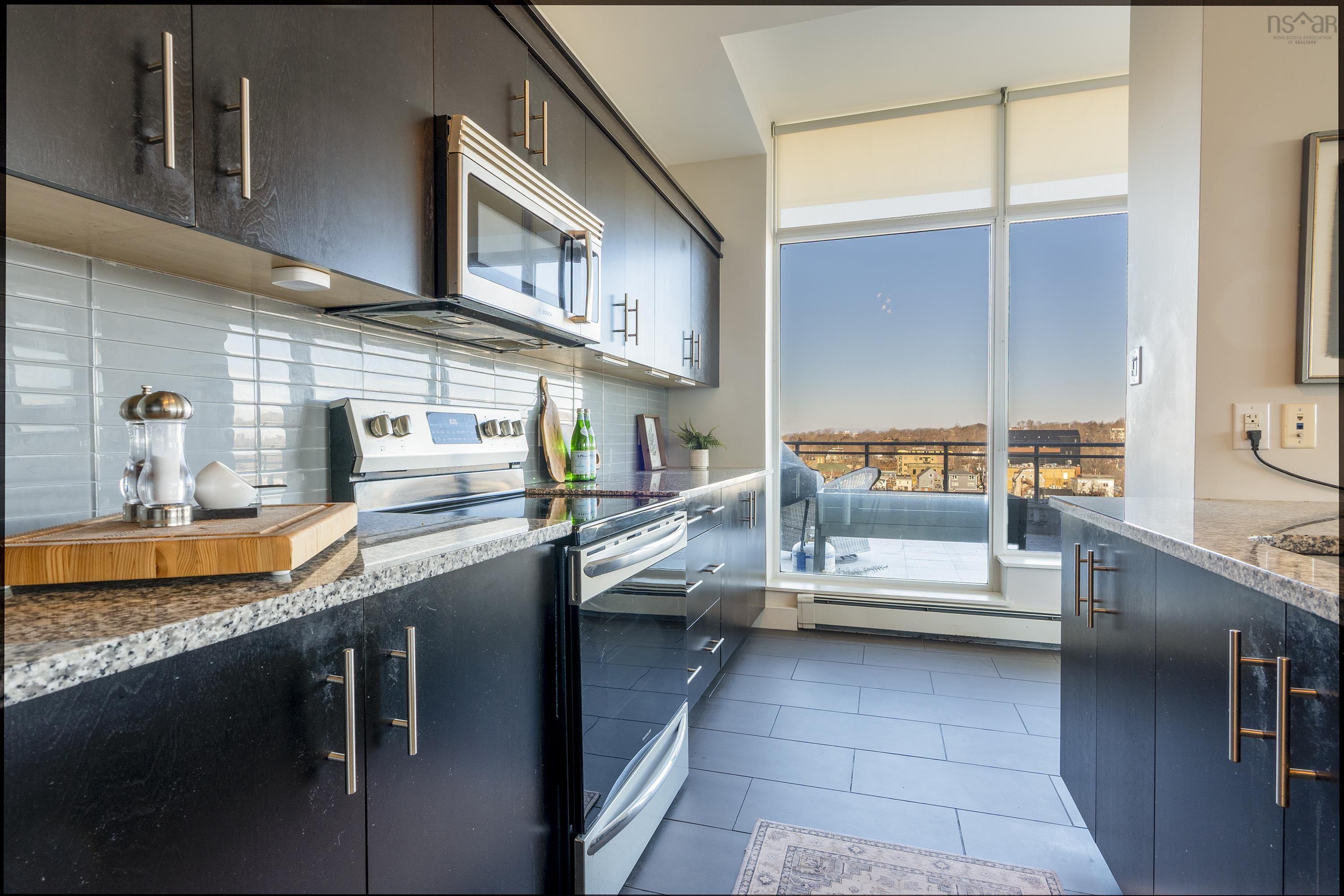 $685,000.00: 1201 15 Kings Wharf Place, Dartmouth