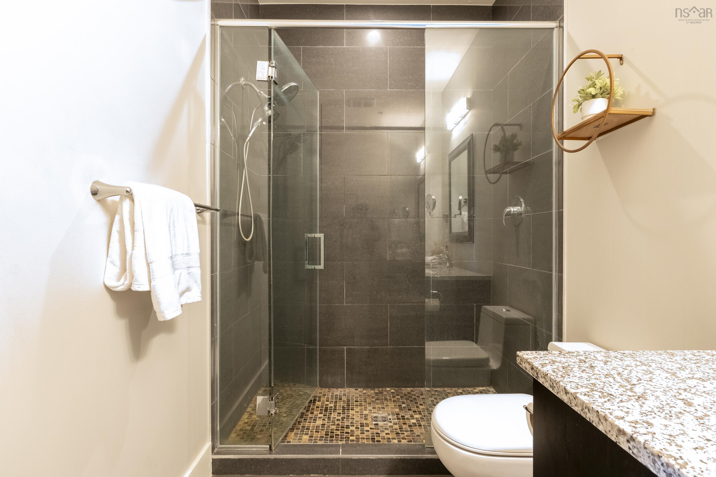 $685,000.00: 1201 15 Kings Wharf Place, Dartmouth