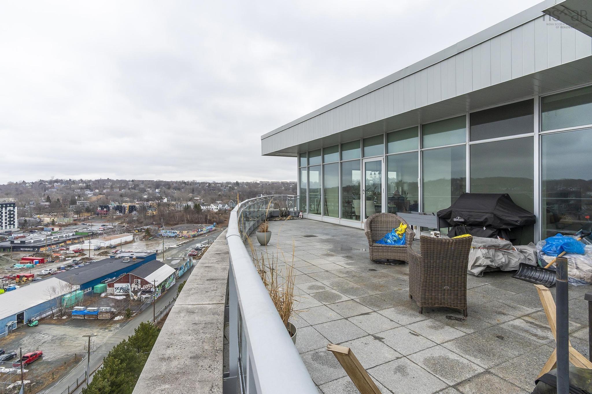 $685,000.00: 1201 15 Kings Wharf Place, Dartmouth