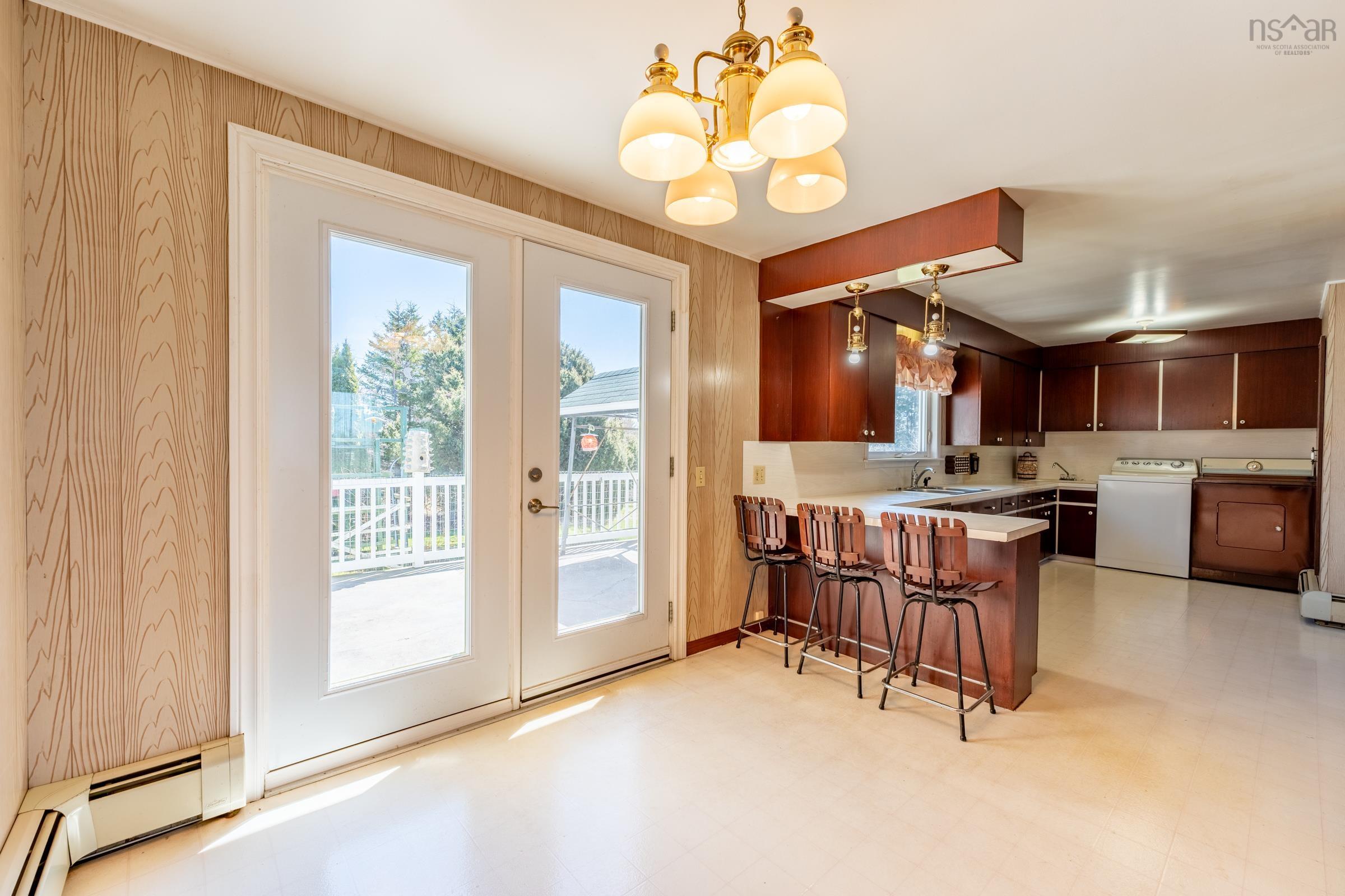 $299,000.00: 3580 Second Division Road, Concession