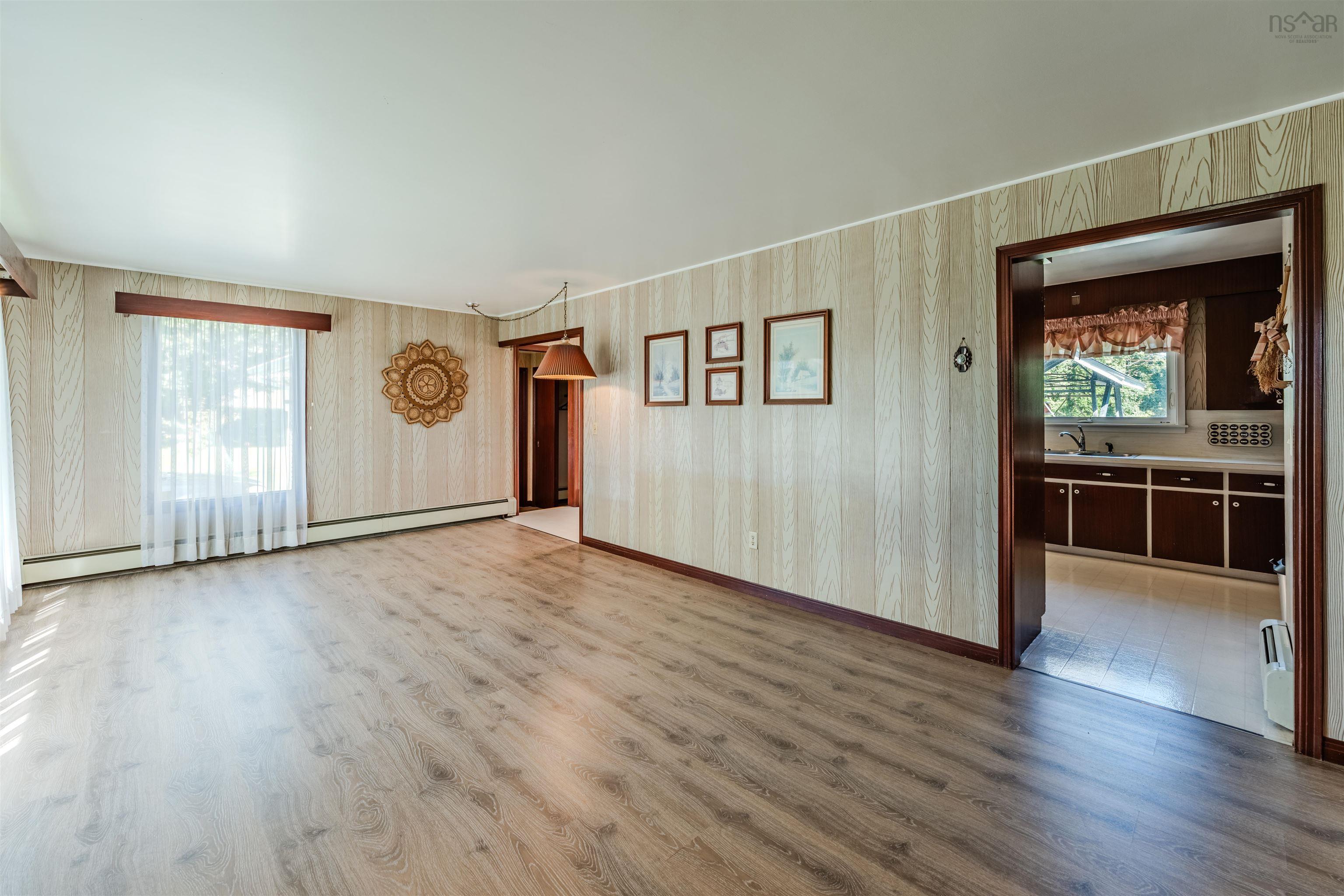 $299,000.00: 3580 Second Division Road, Concession