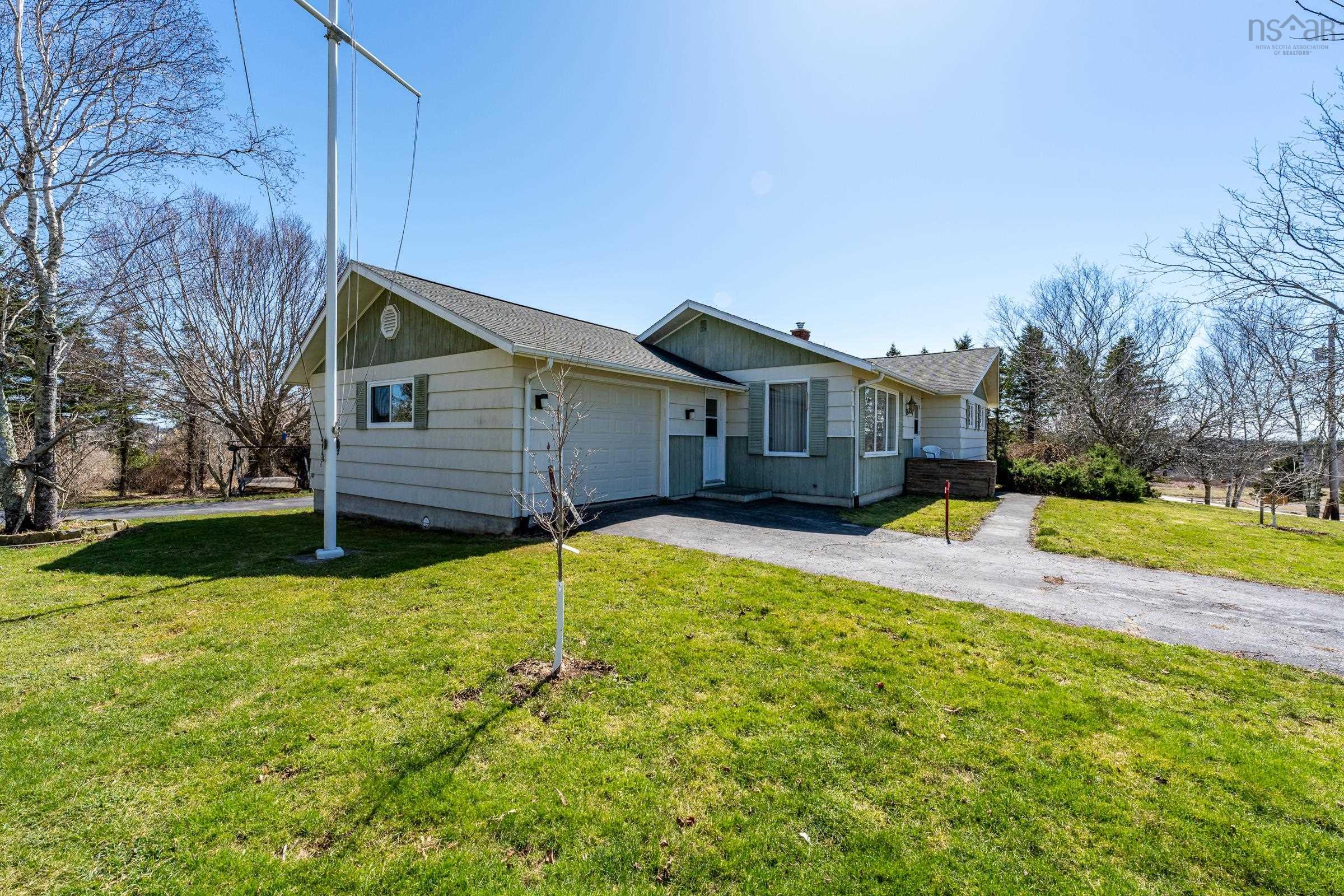 $299,000.00: 3580 Second Division Road, Concession