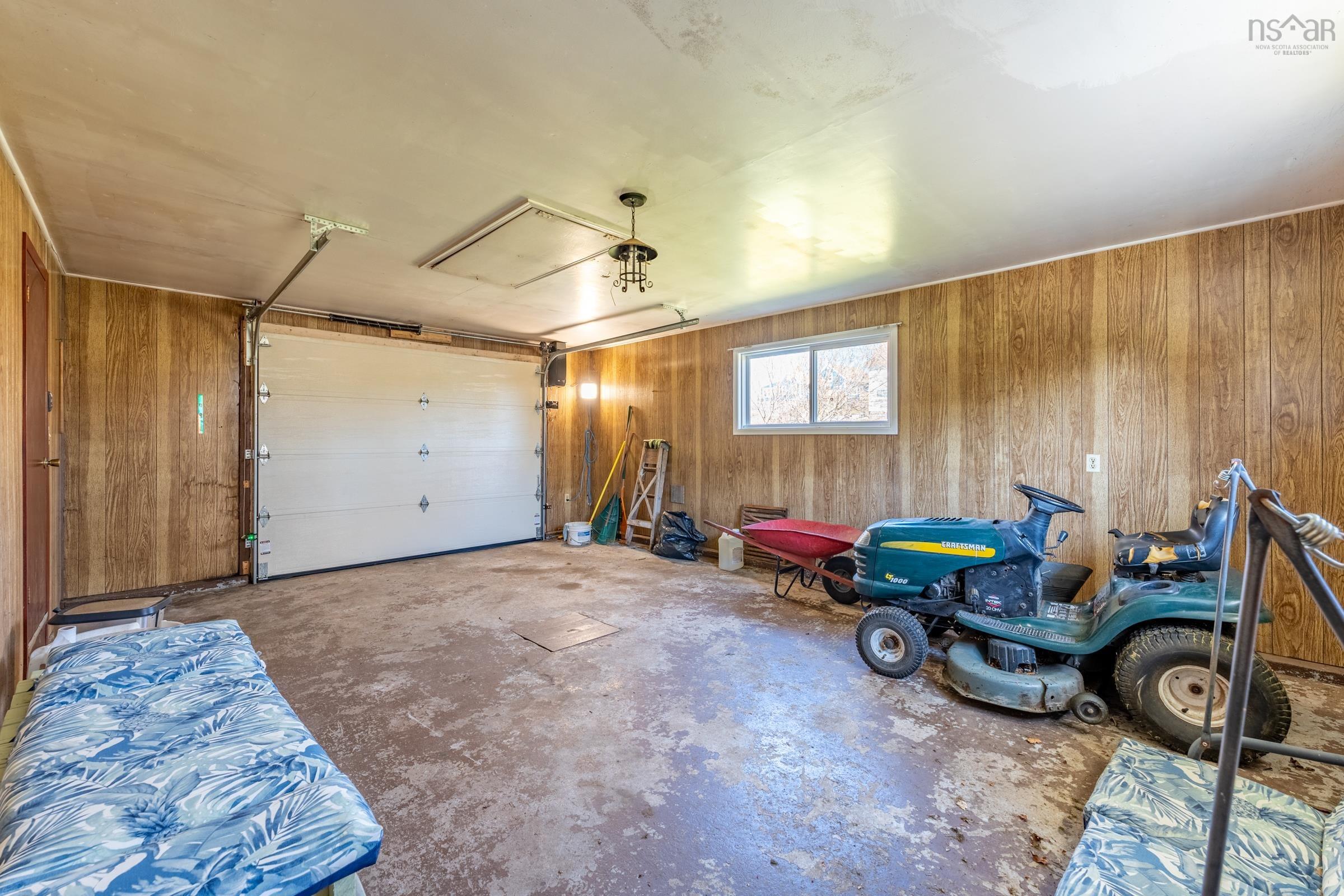 $299,000.00: 3580 Second Division Road, Concession