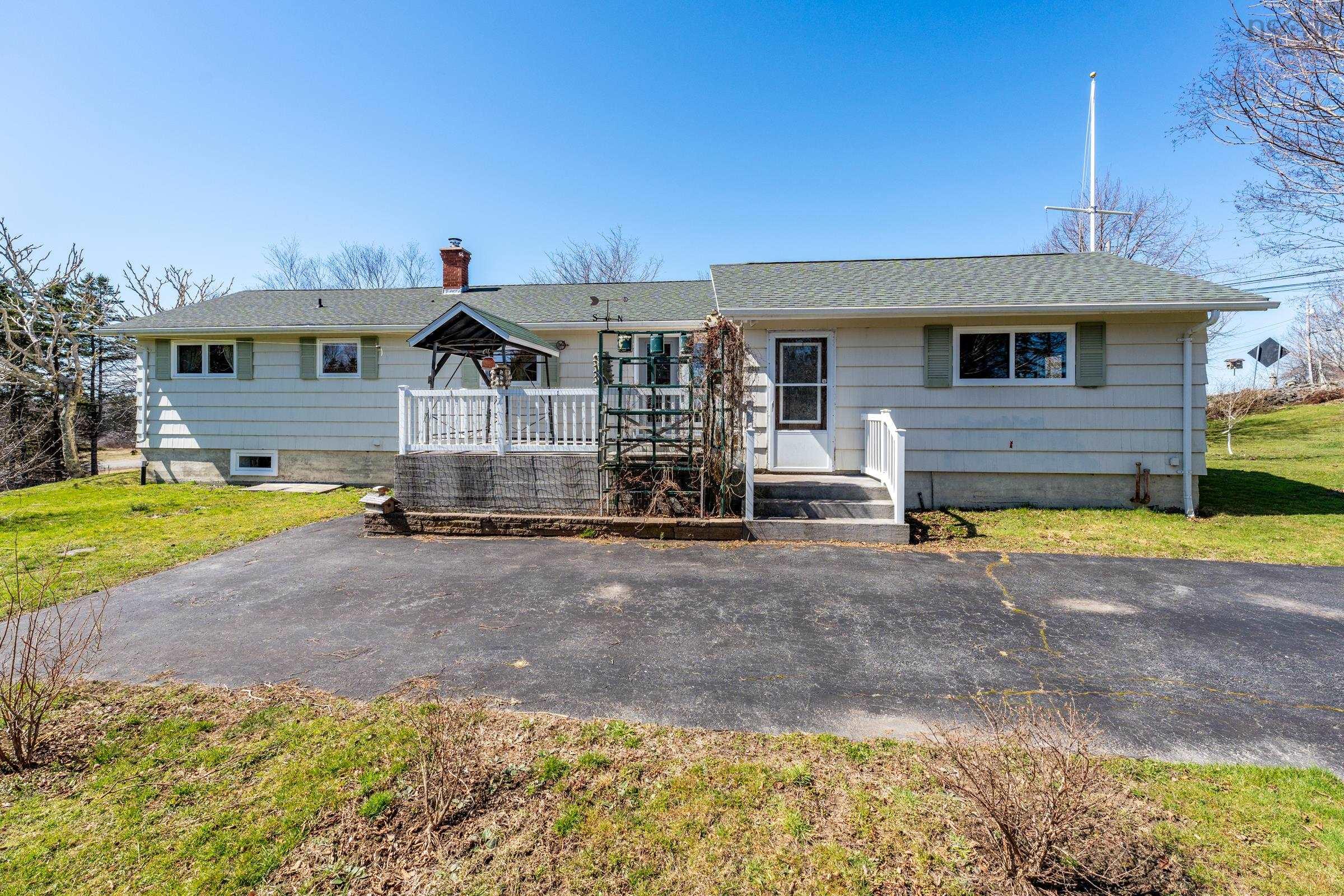 $299,000.00: 3580 Second Division Road, Concession
