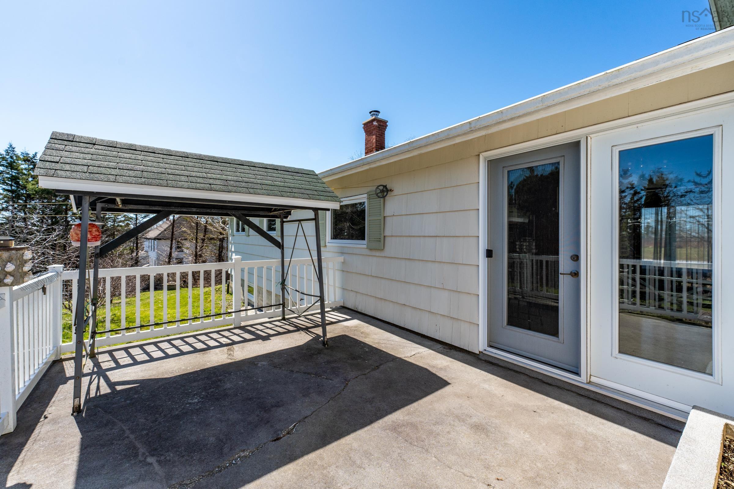 $299,000.00: 3580 Second Division Road, Concession