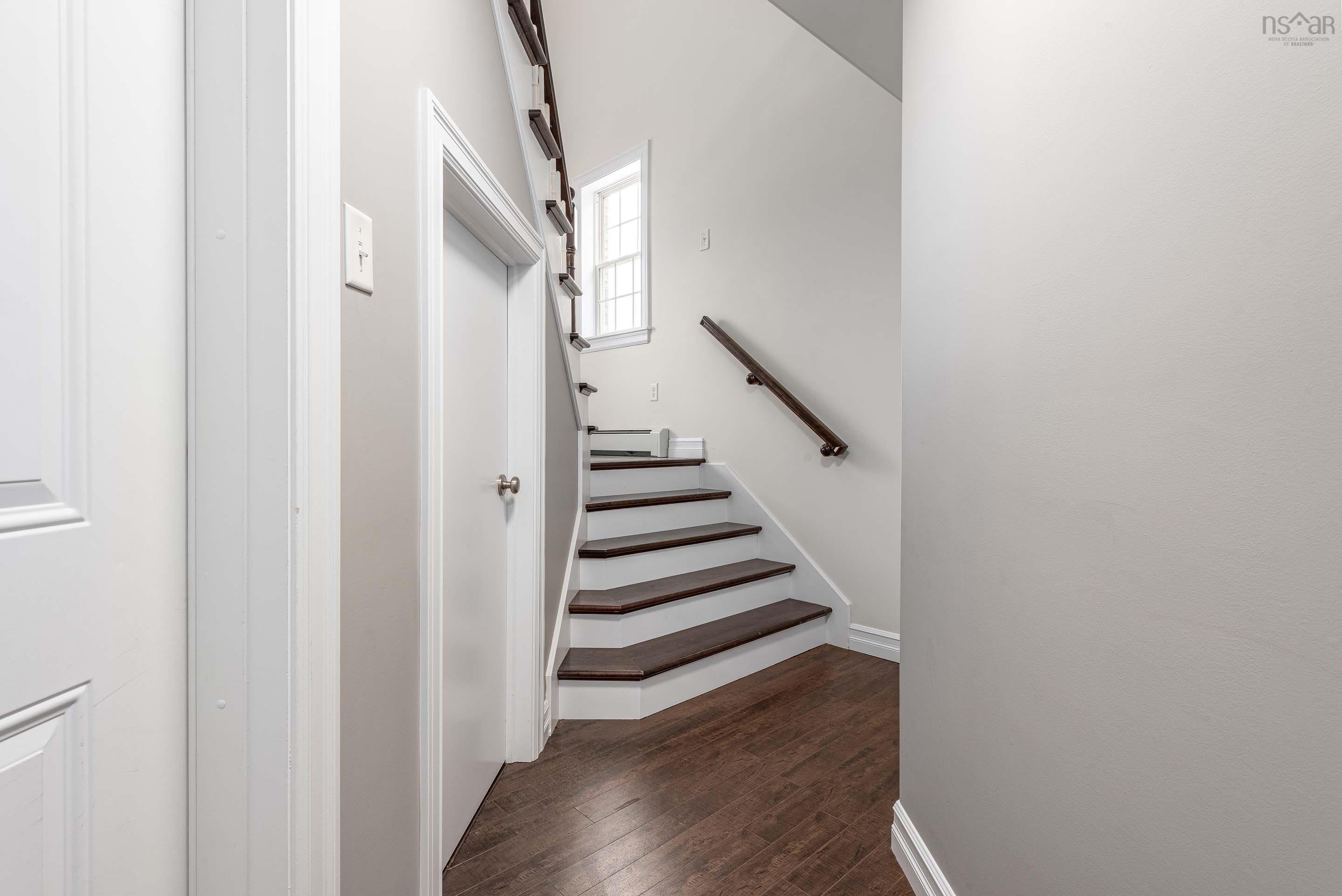 $599,900.00: 163 Basswood Run, Dartmouth