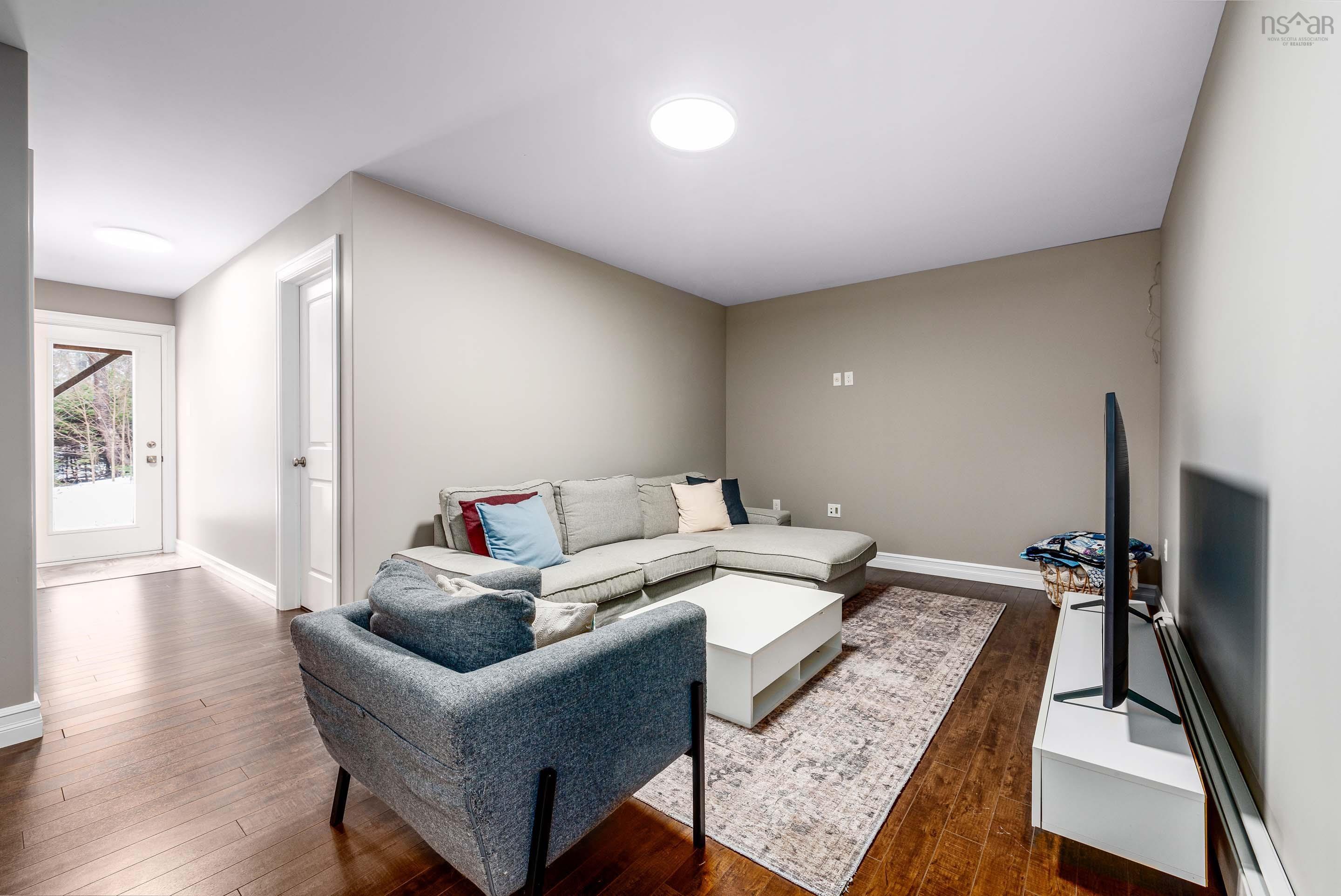 $599,900.00: 163 Basswood Run, Dartmouth