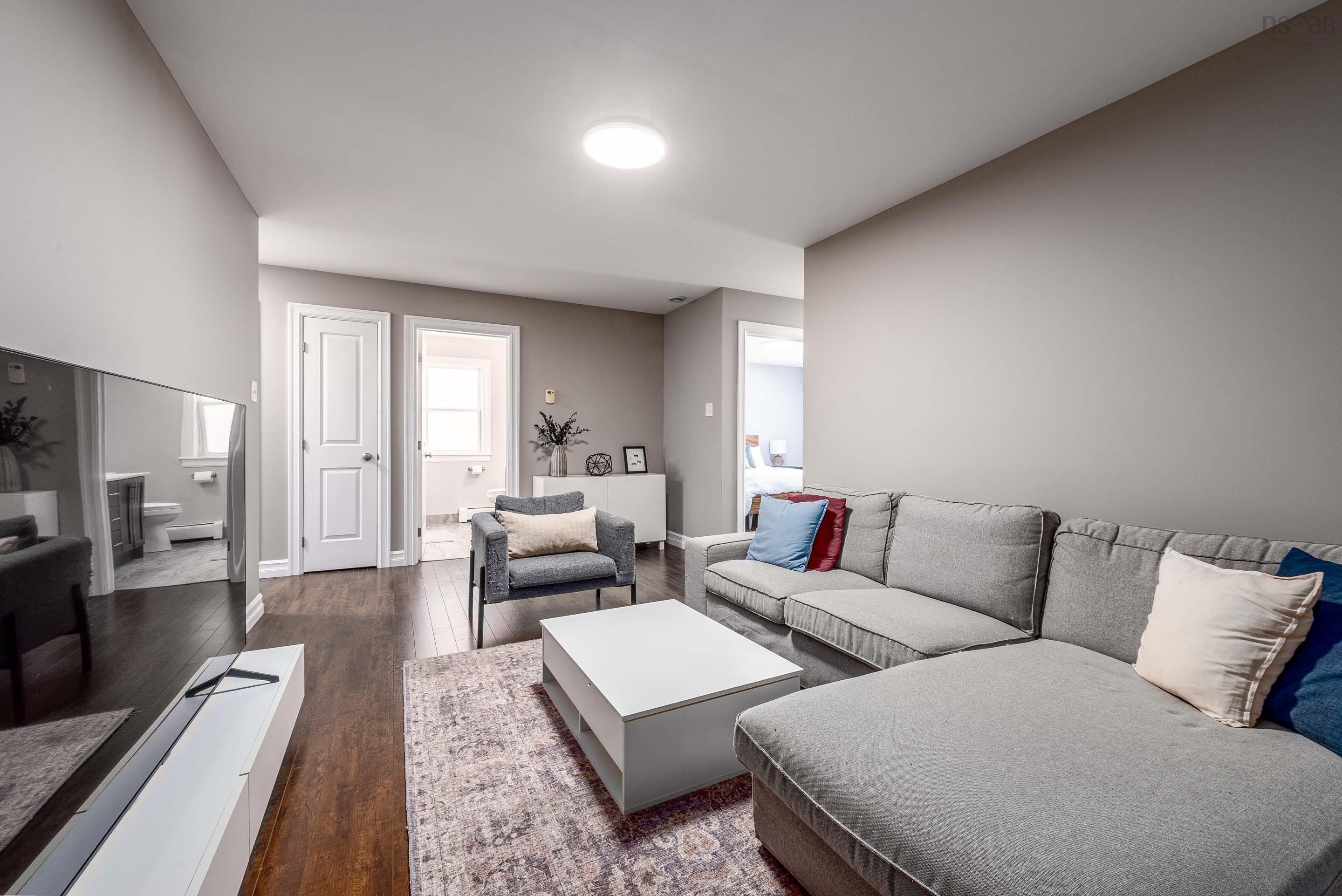$599,900.00: 163 Basswood Run, Dartmouth