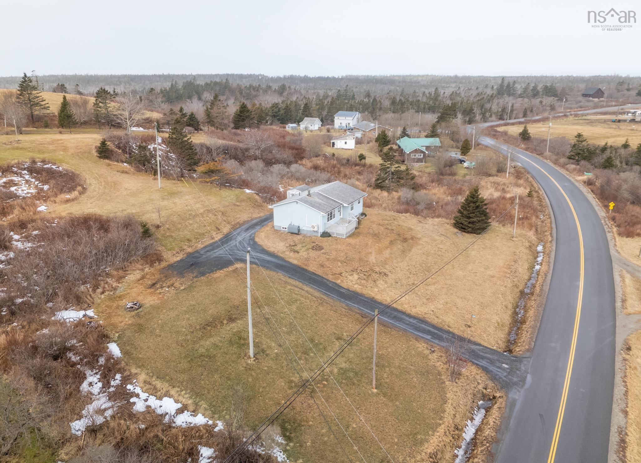 $264,000.00: 1331 Main Shore Road, Sandford