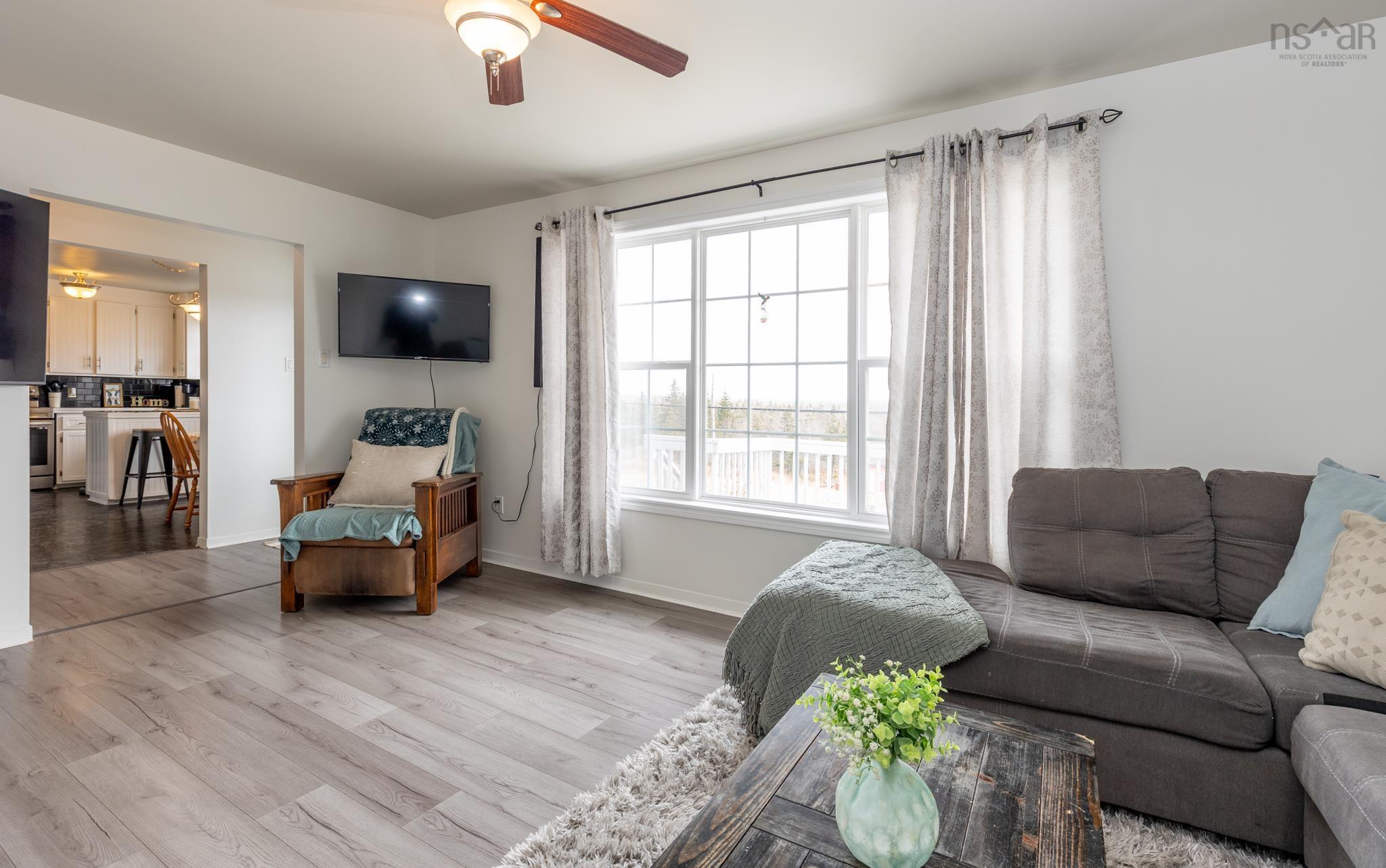 $264,000.00: 1331 Main Shore Road, Sandford