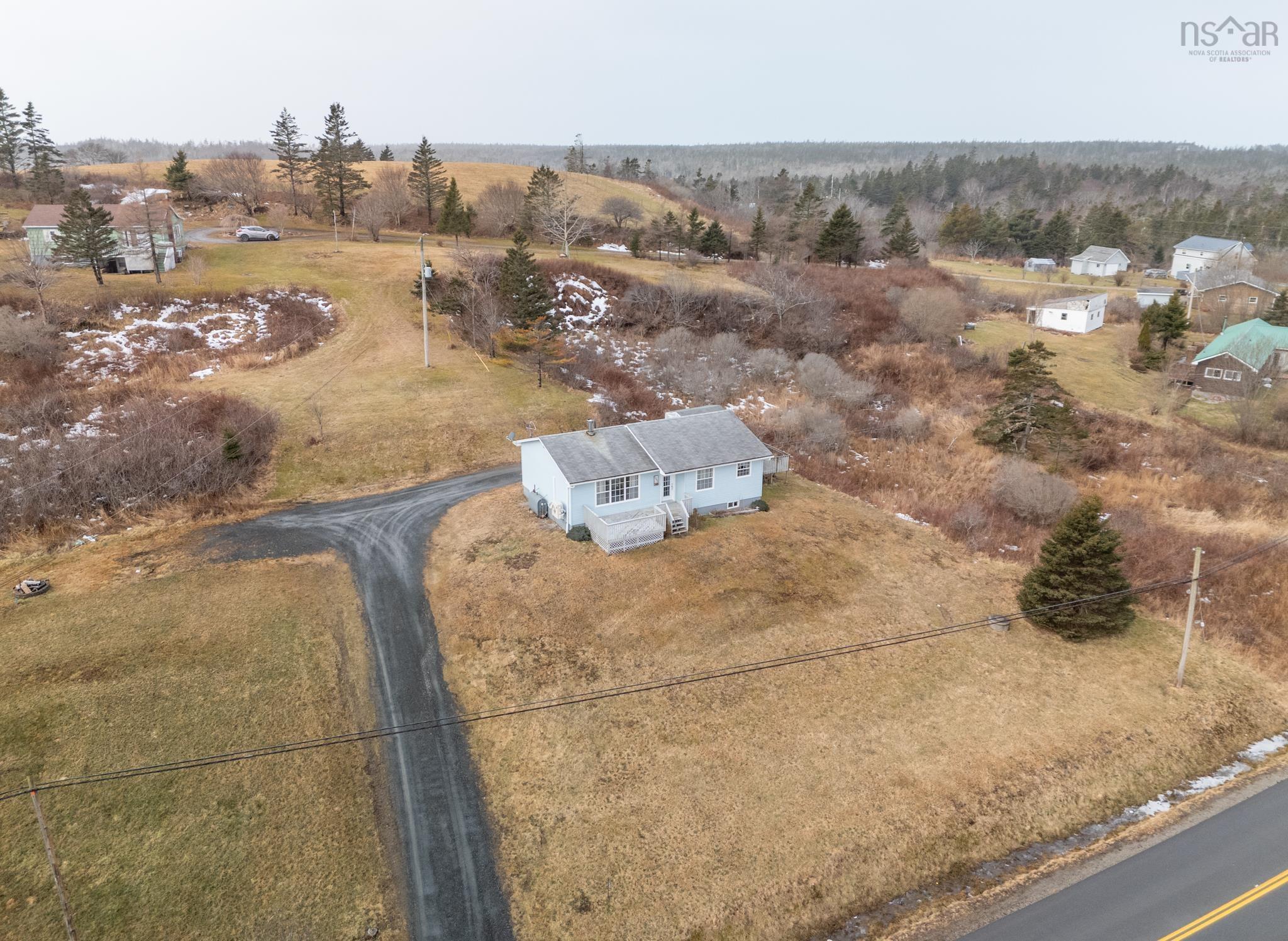 $264,000.00: 1331 Main Shore Road, Sandford
