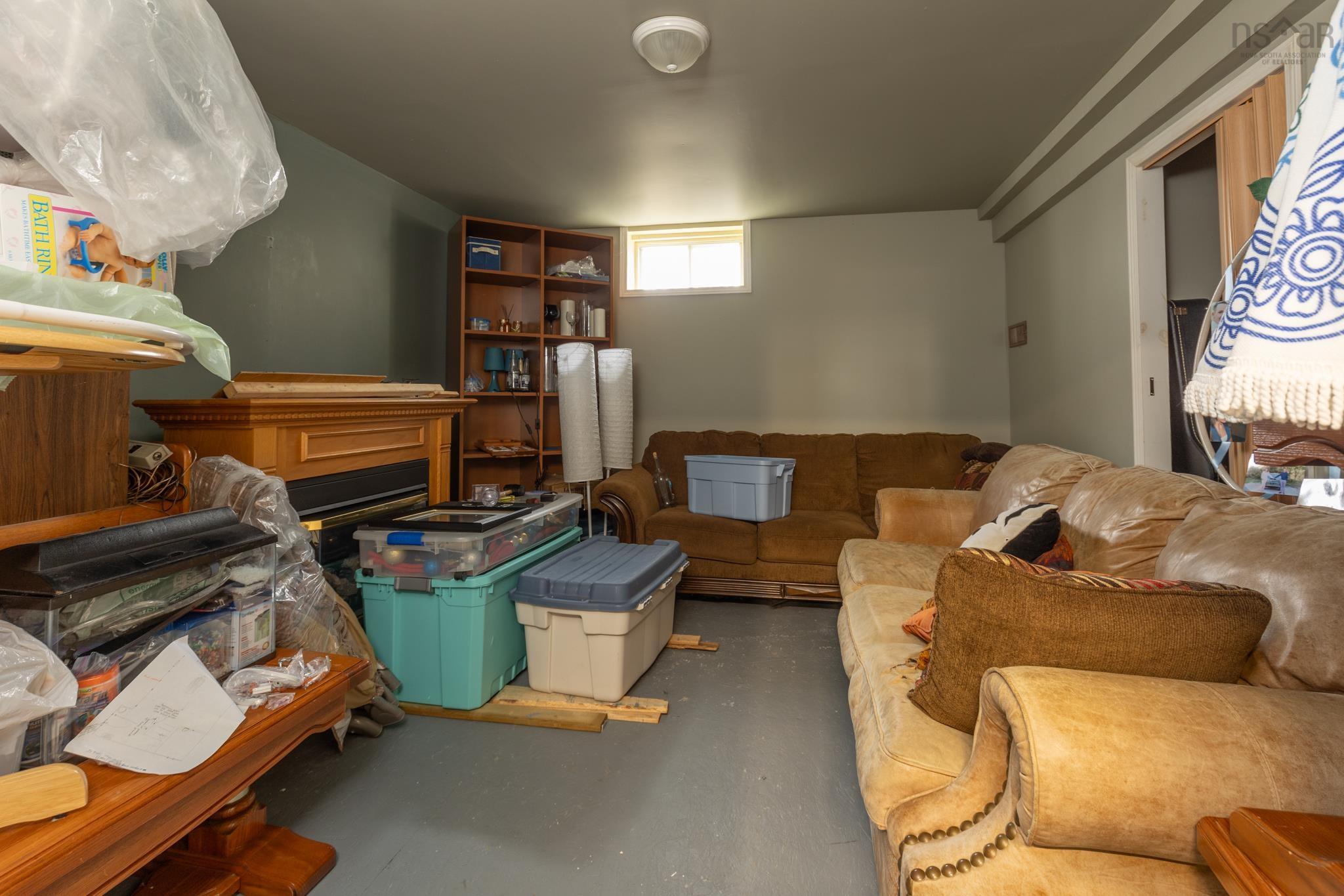 $264,000.00: 1331 Main Shore Road, Sandford