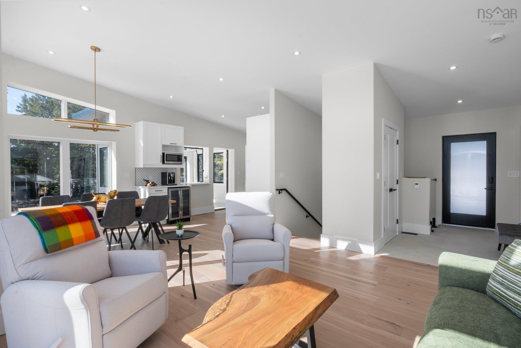 $1,495,000.00: 125 Indian Path Road, Indian Path