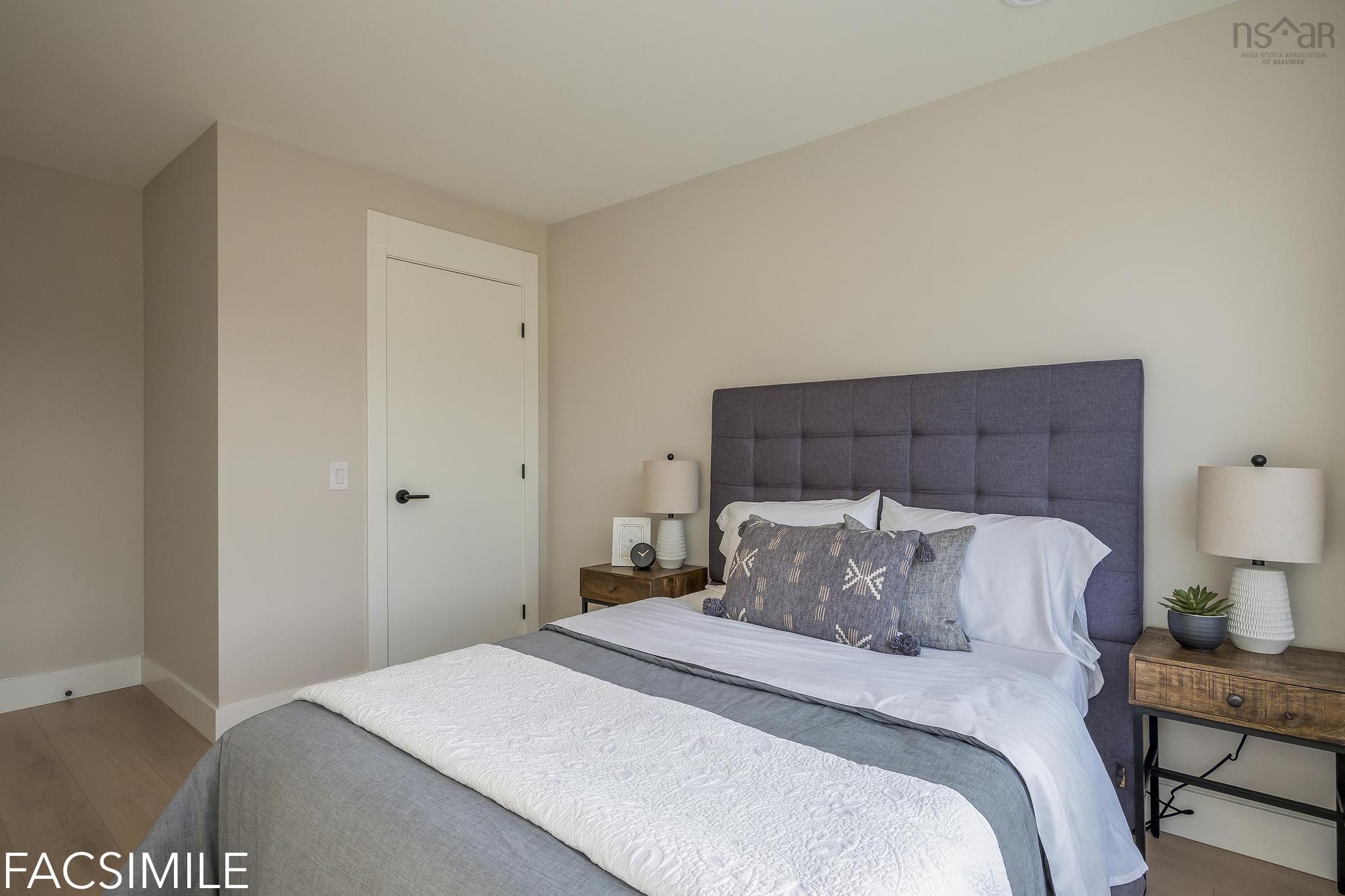 $689,900.00: 72A 50 Colonial Crescent, Halifax