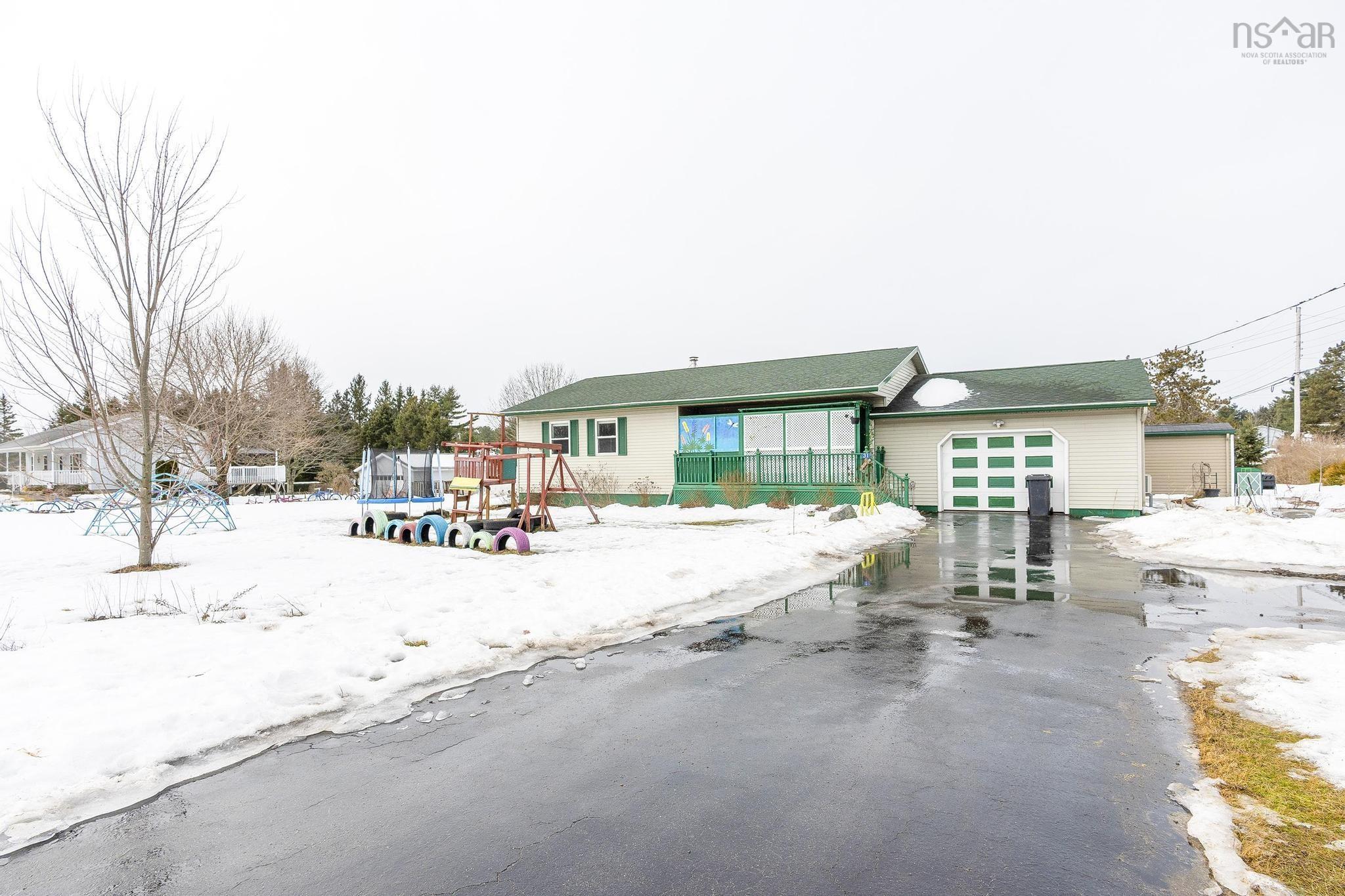 $379,900.00: 31 Seth Drive, Wilmot