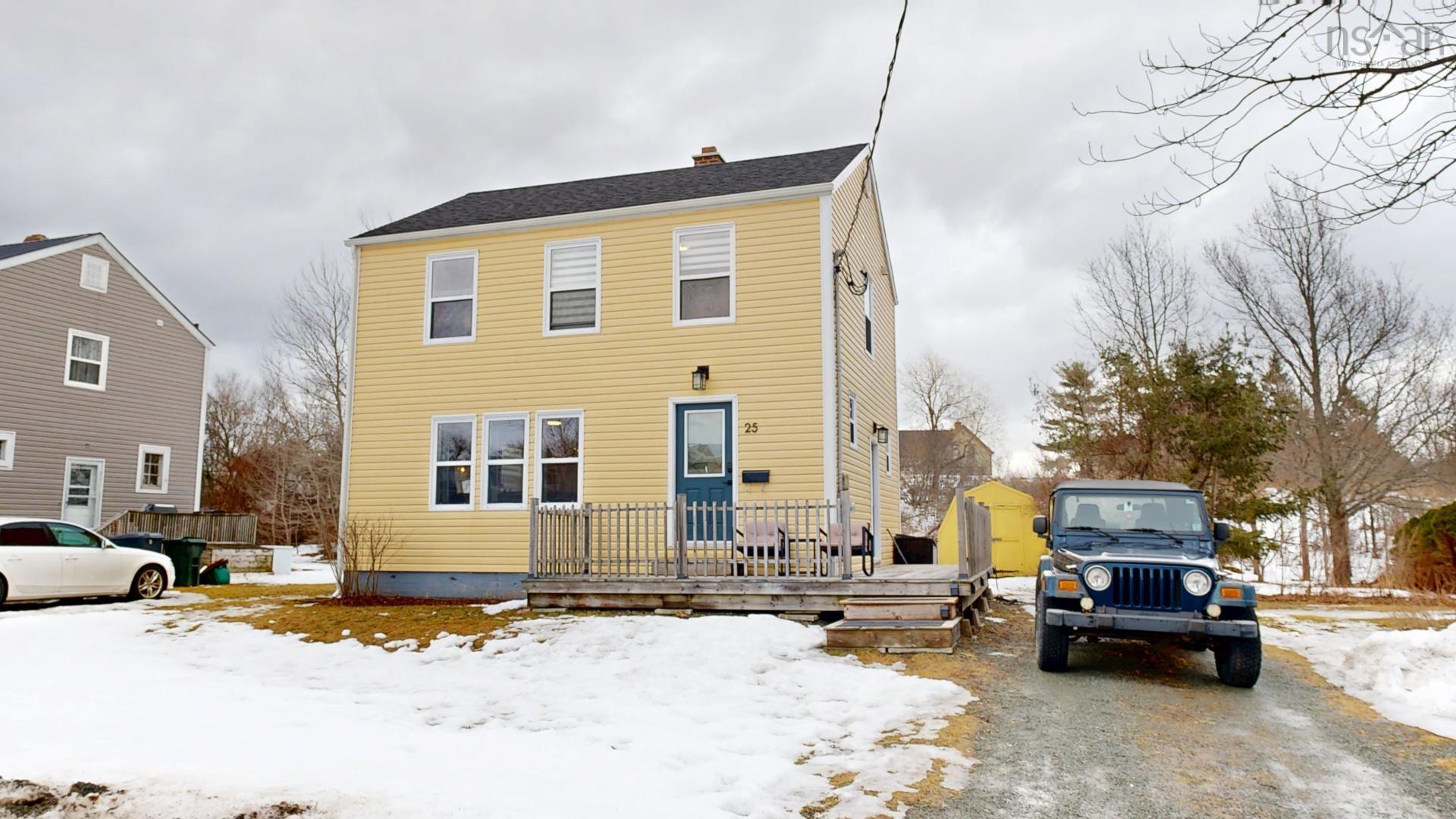 $385,000.00: 25 The Heights Road, Antigonish