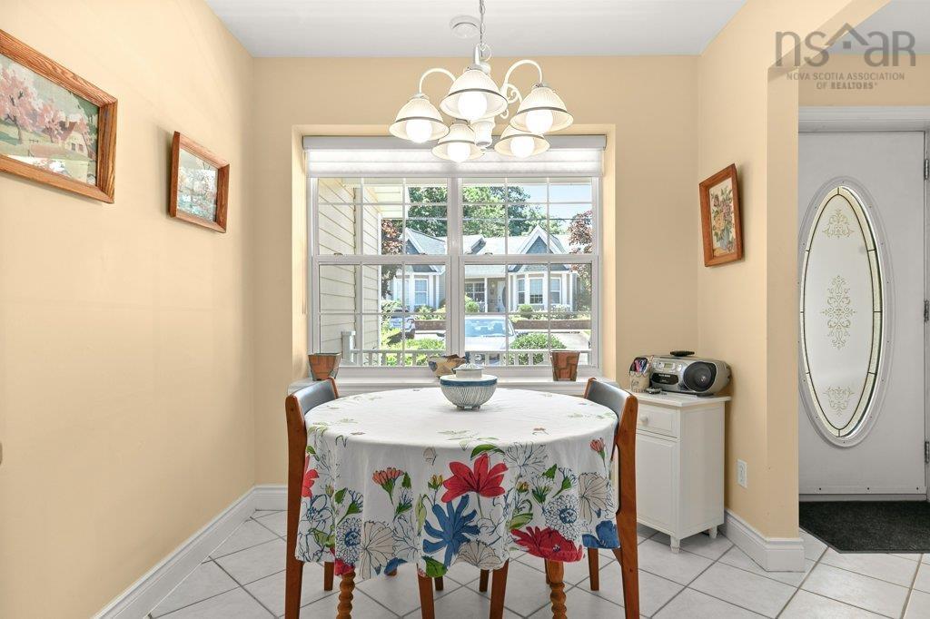 $458,000.00: 10 36 Fauxburg Road, Mahone Bay