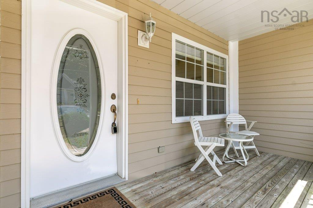 $458,000.00: 10 36 Fauxburg Road, Mahone Bay