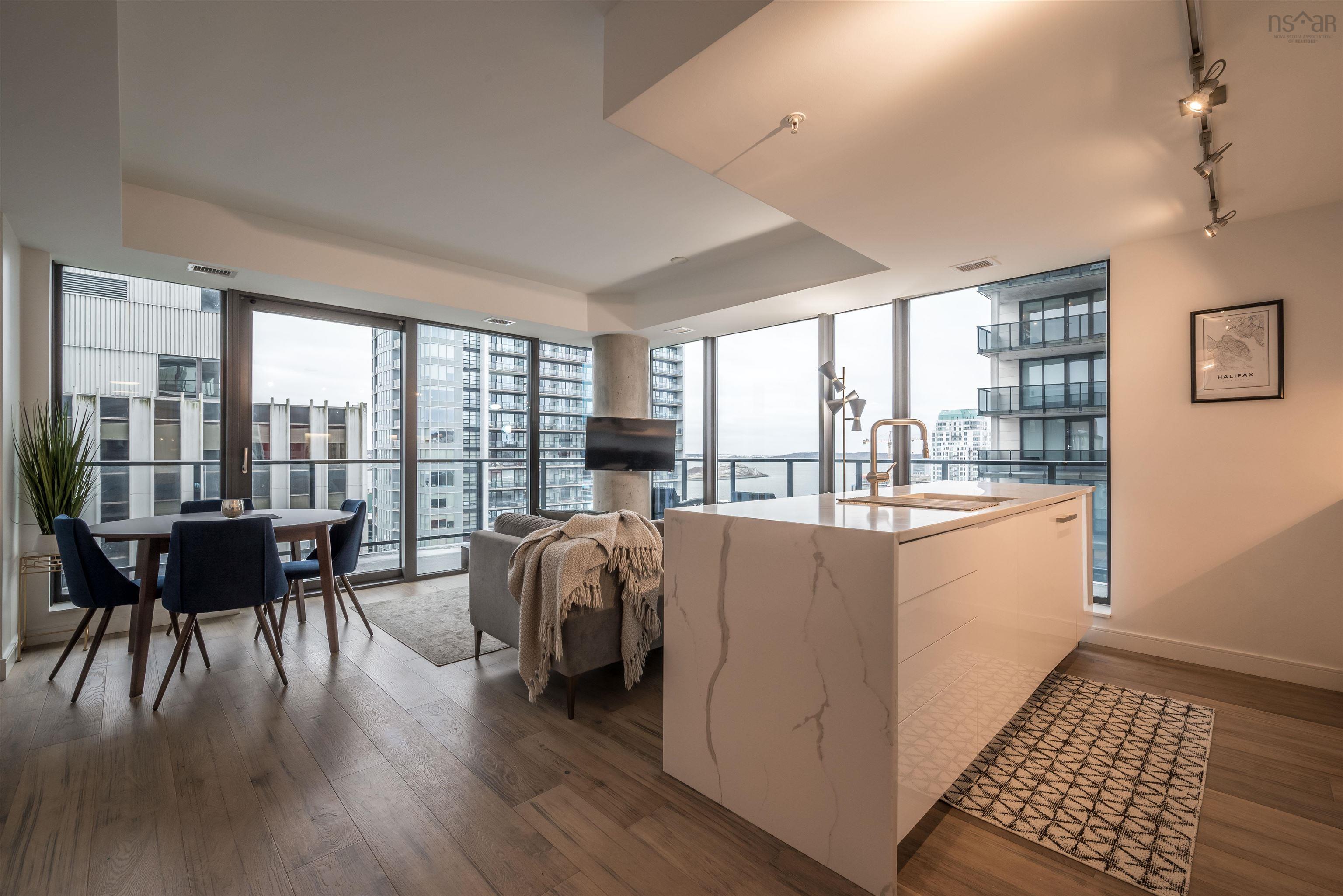 $810,000.00: 1110 1650 Granville Street, Halifax