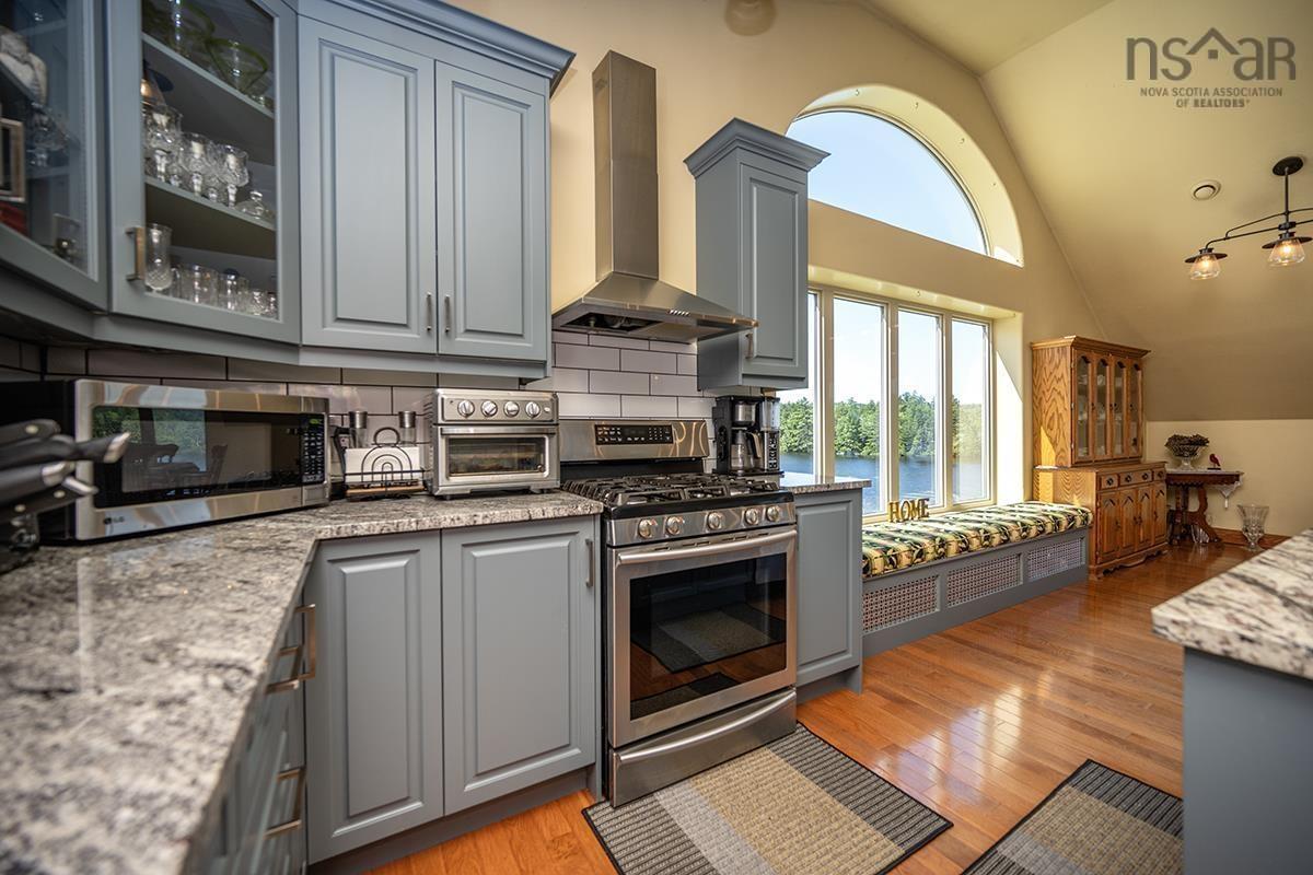 $759,900.00: 1064 Armstrong Lake Road East, Vaughan