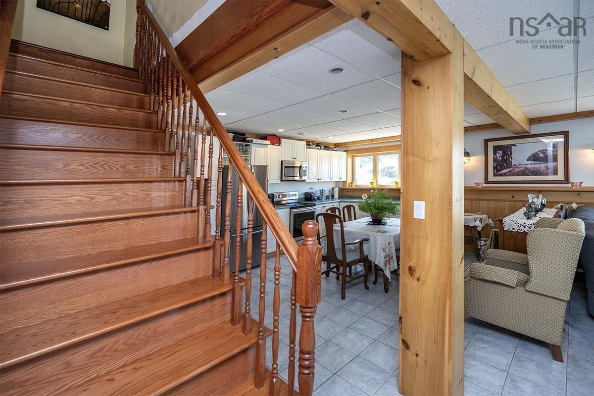 $759,900.00: 1064 Armstrong Lake Road East, Vaughan
