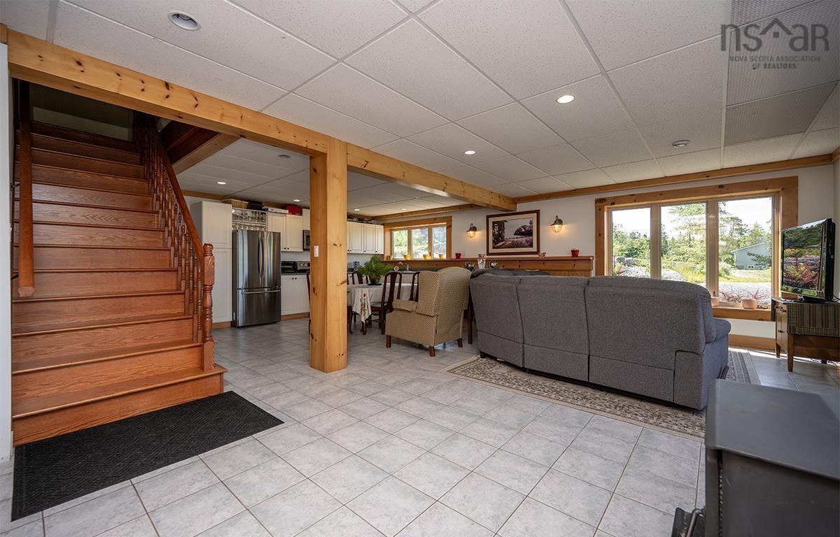 $759,900.00: 1064 Armstrong Lake Road East, Vaughan