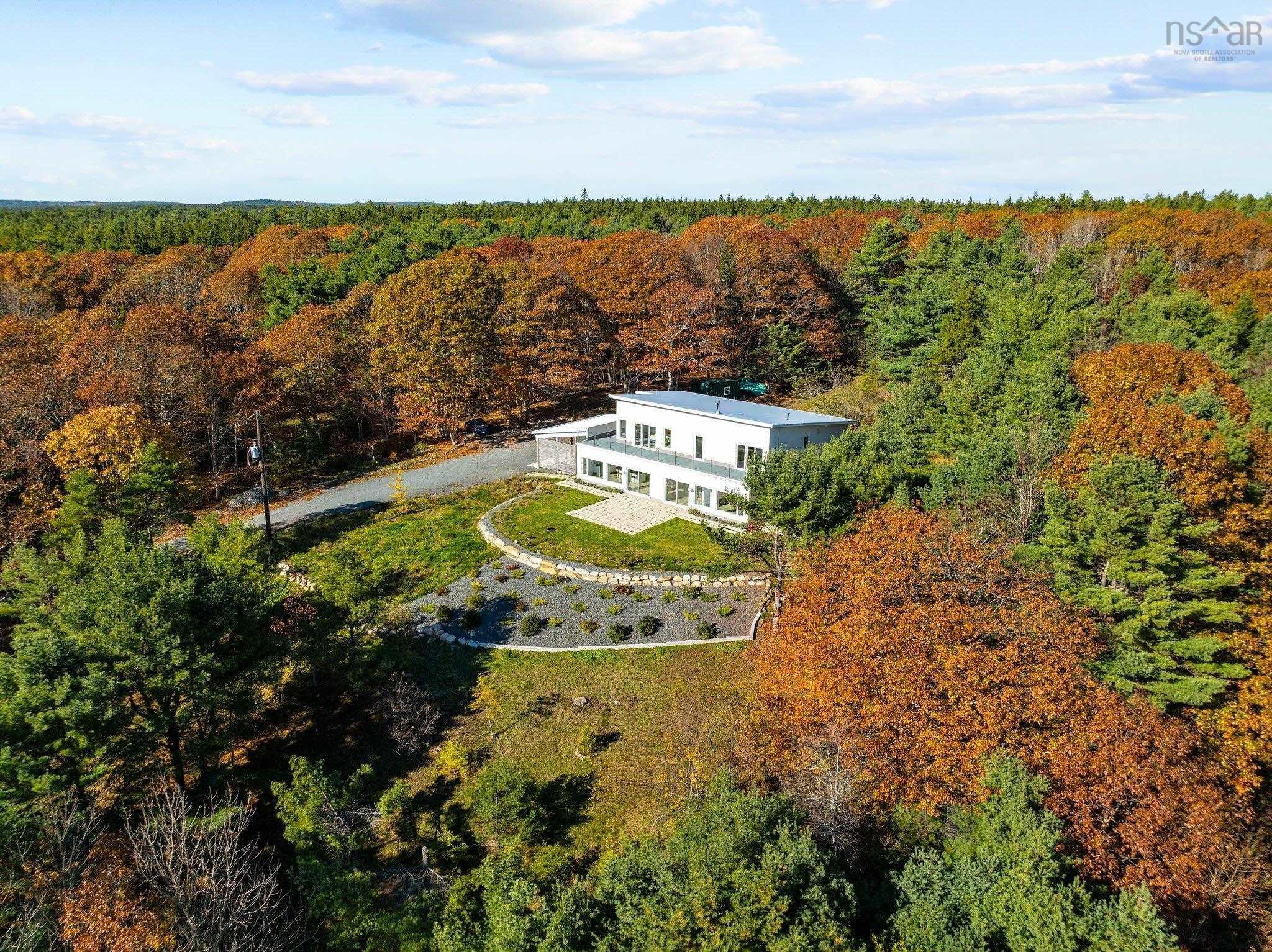 $1,999,000.00: 4808 #332 Highway, East Lahave
