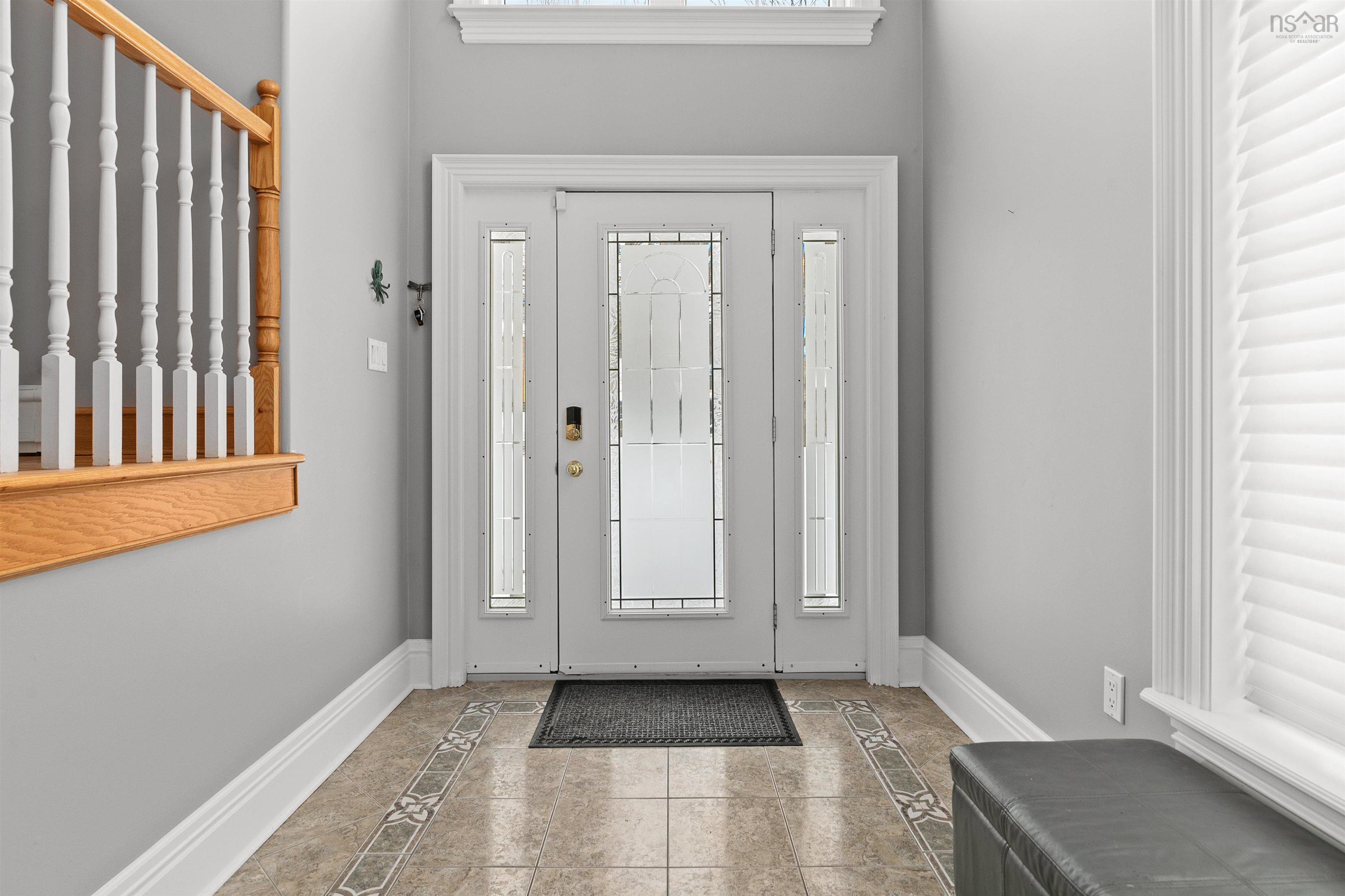 $1,999,000.00: 73 Lakeshore Park Terrace, Dartmouth