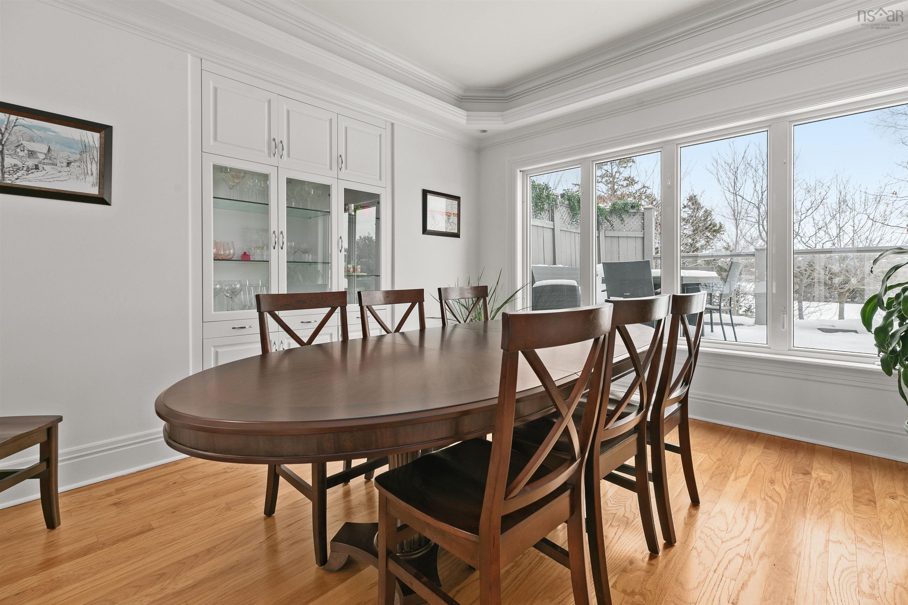 $1,999,000.00: 73 Lakeshore Park Terrace, Dartmouth