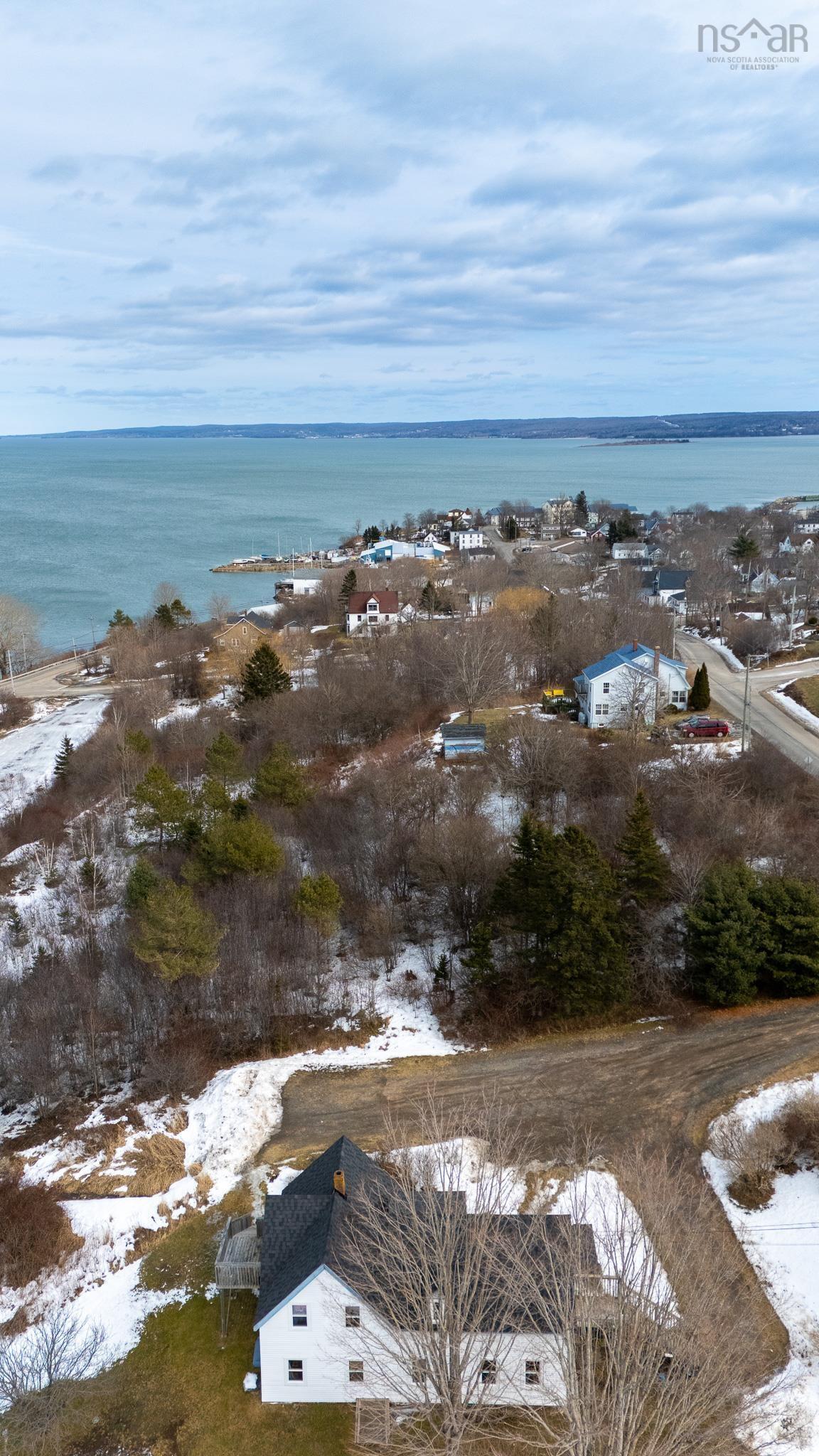 $400,000.00: 58 Carleton Street, Digby