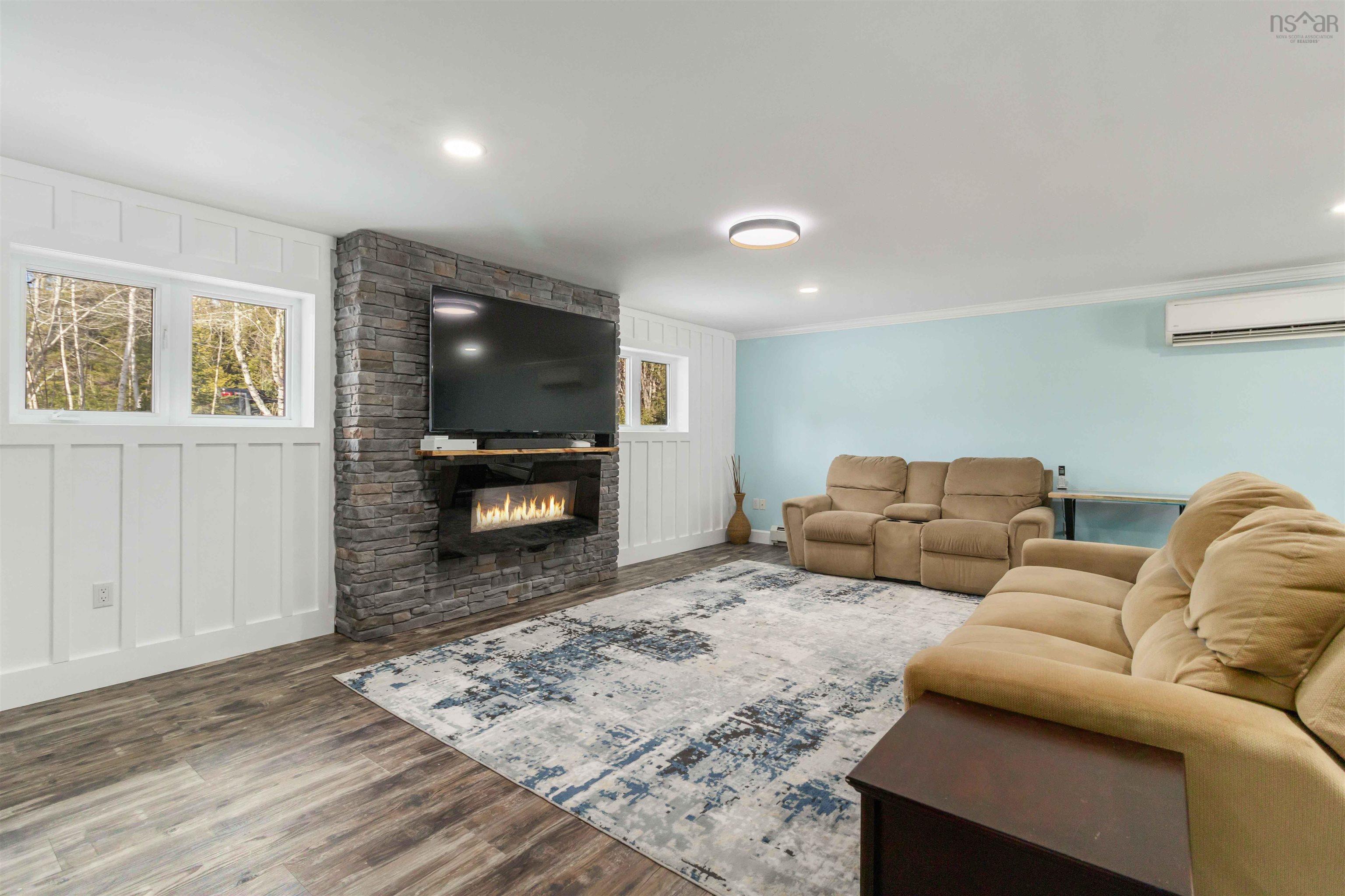 $649,900.00: 60 Meadowbrook Drive, Beaver Bank