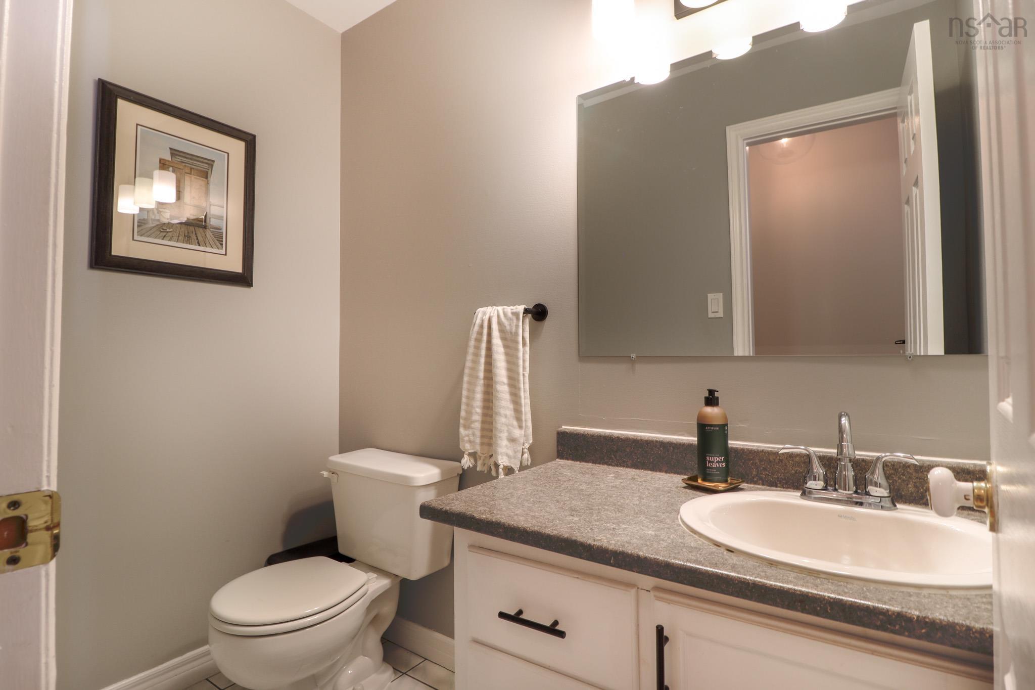 $449,000.00: 19 Petersfield Court, Westmount