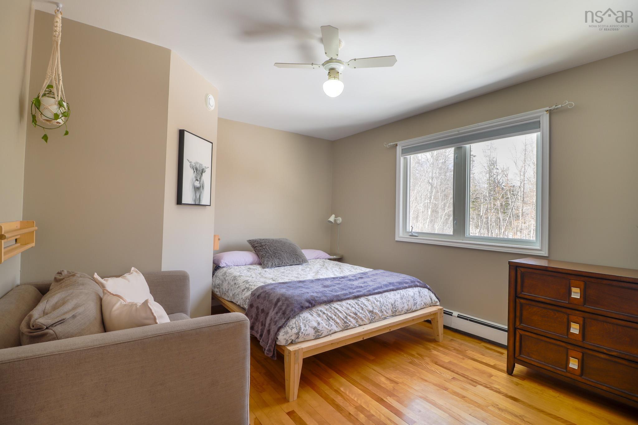 $449,000.00: 19 Petersfield Court, Westmount