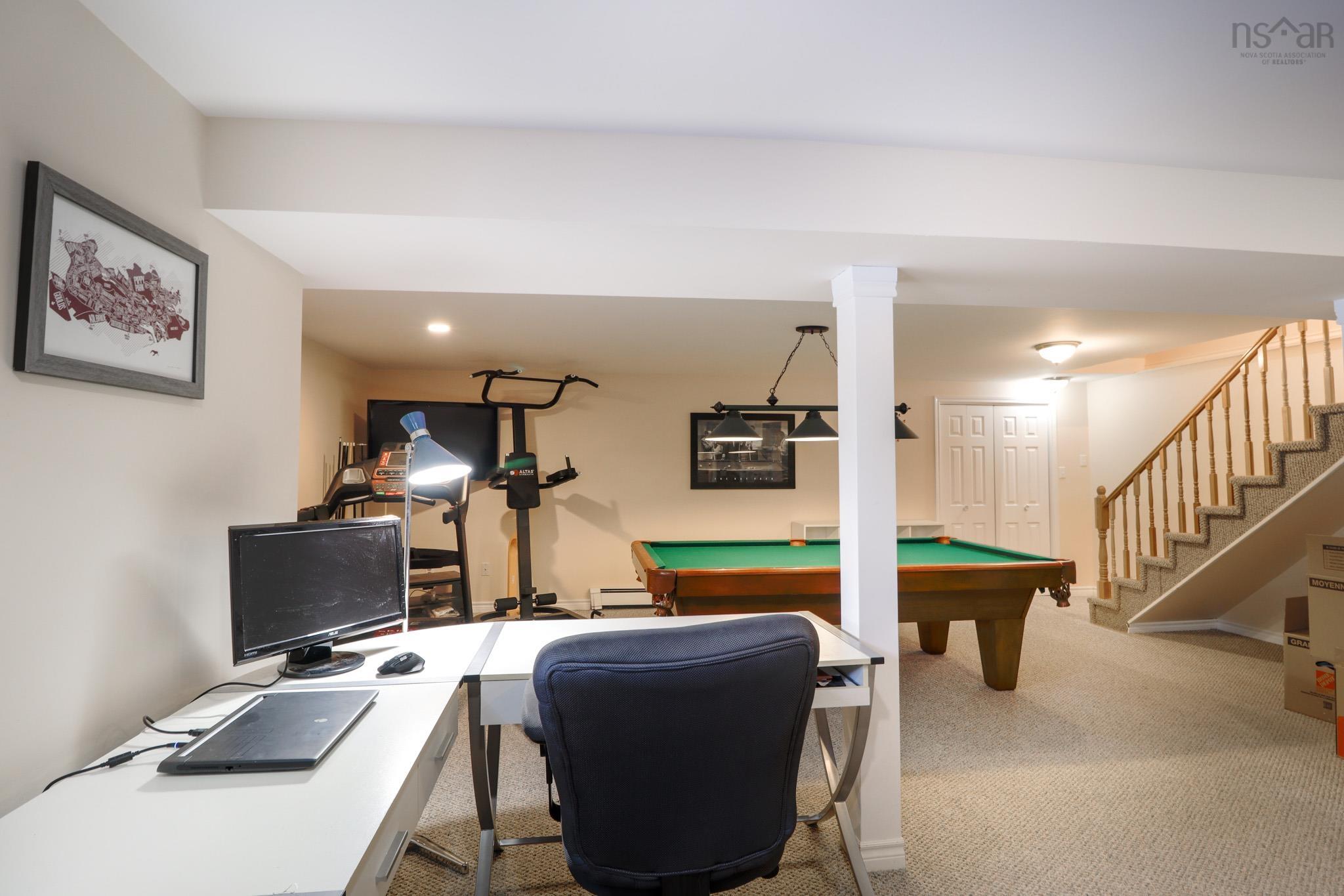 $449,000.00: 19 Petersfield Court, Westmount