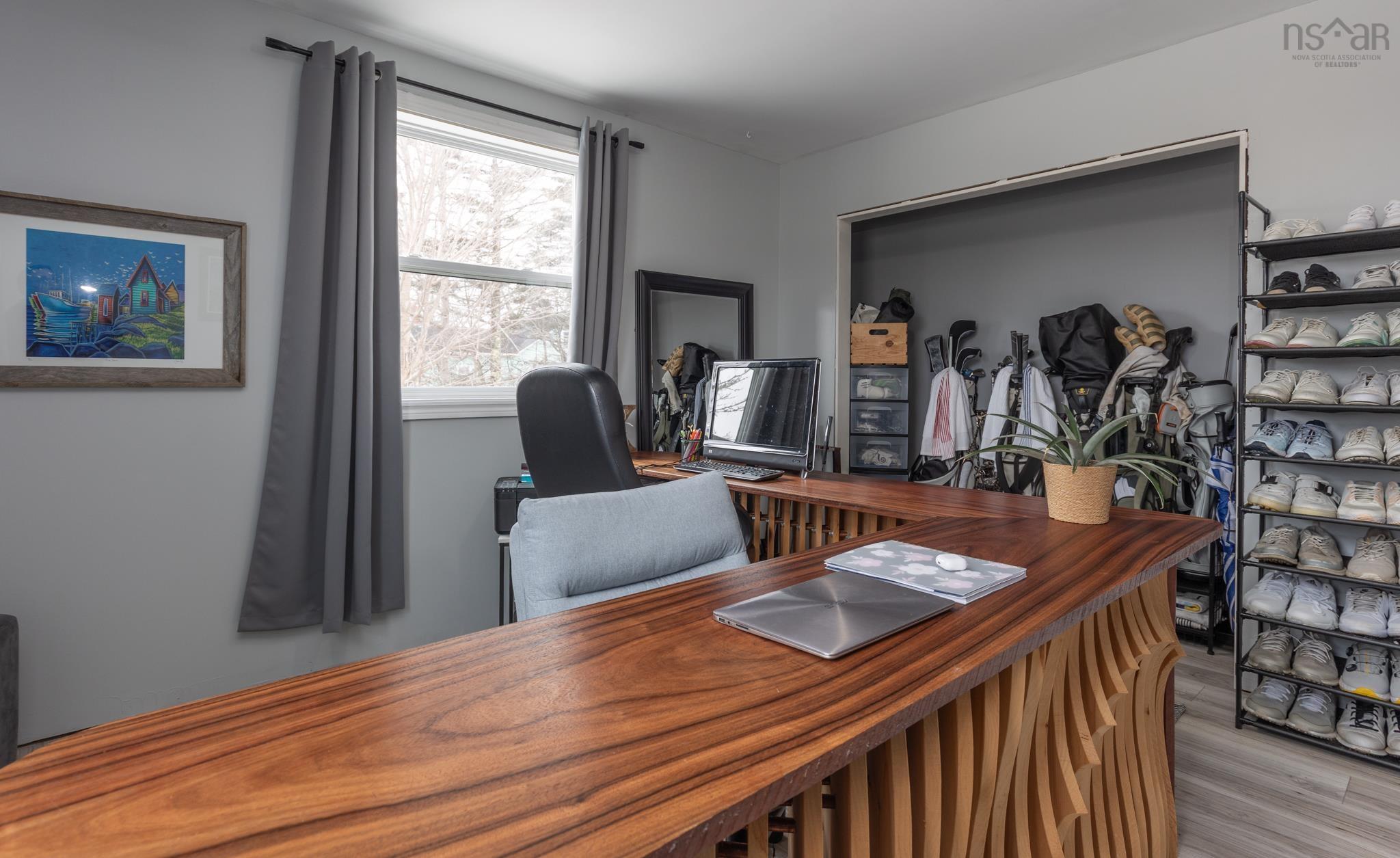 $399,000.00: 1290 1 Highway, Wellington