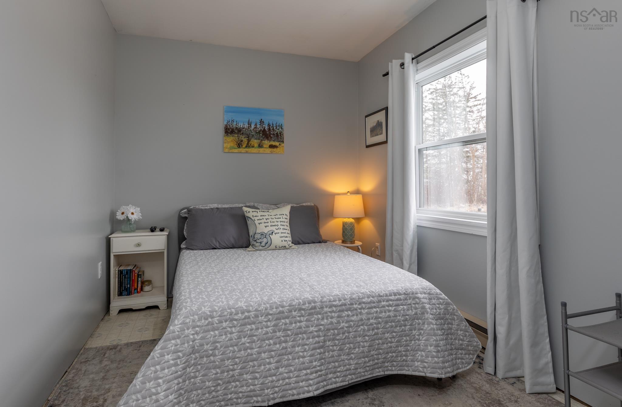 $399,000.00: 1290 1 Highway, Wellington