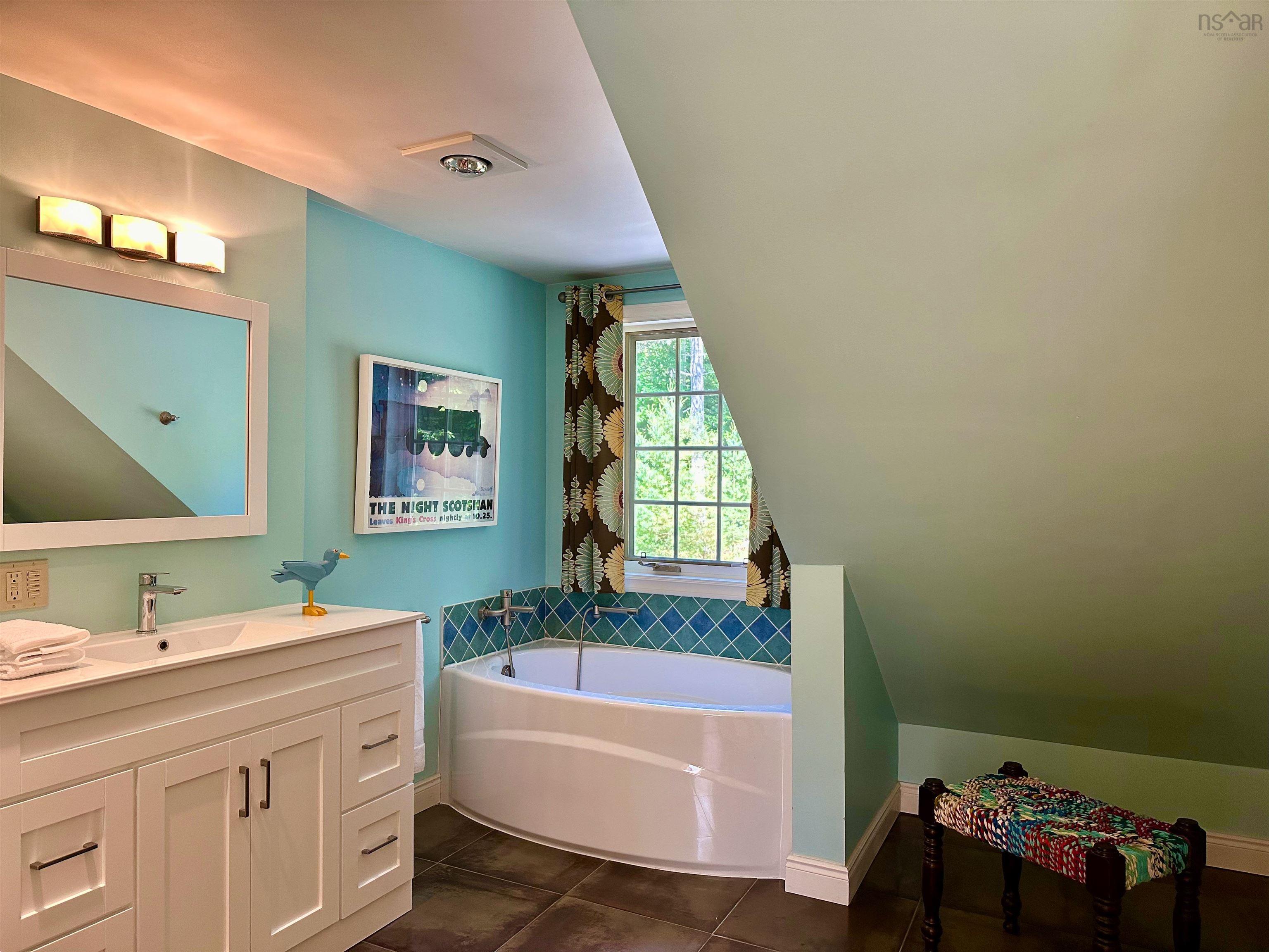 $969,900.00: 286 High Point Terrace, Molega North