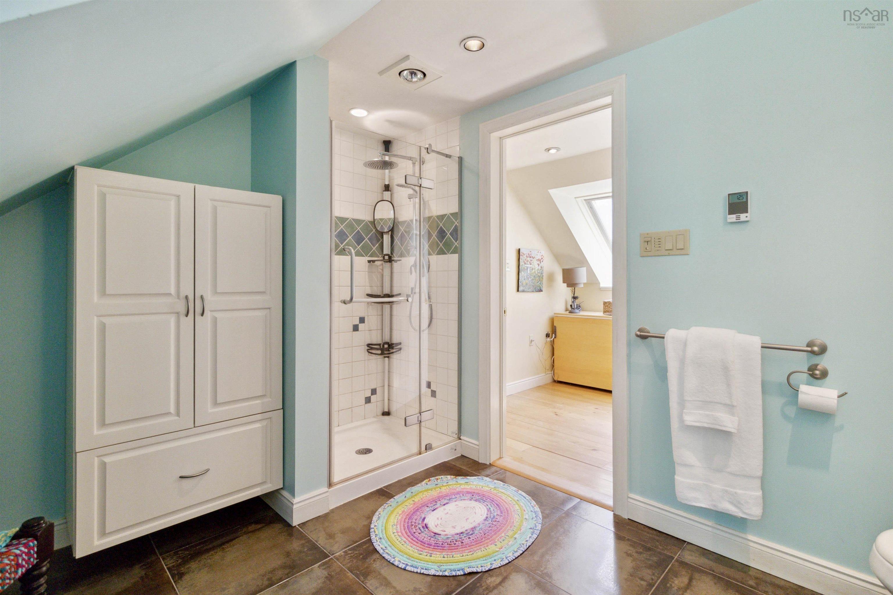$969,900.00: 286 High Point Terrace, Molega North