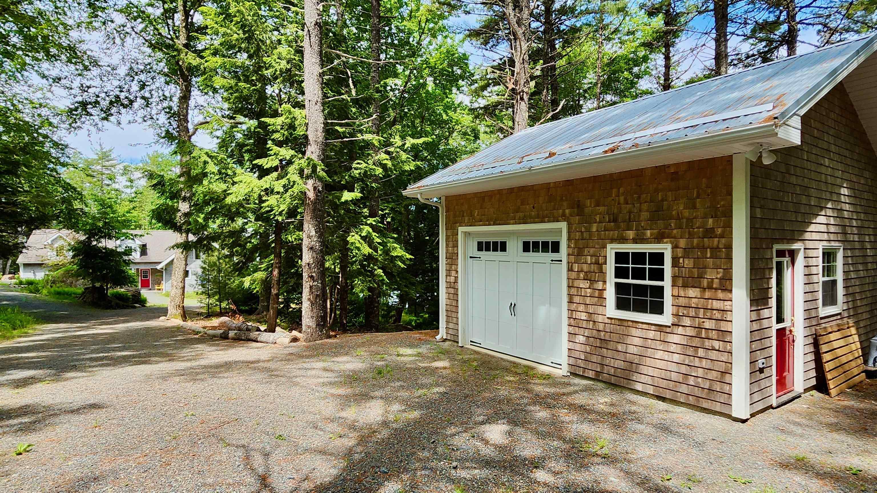 $969,900.00: 286 High Point Terrace, Molega North