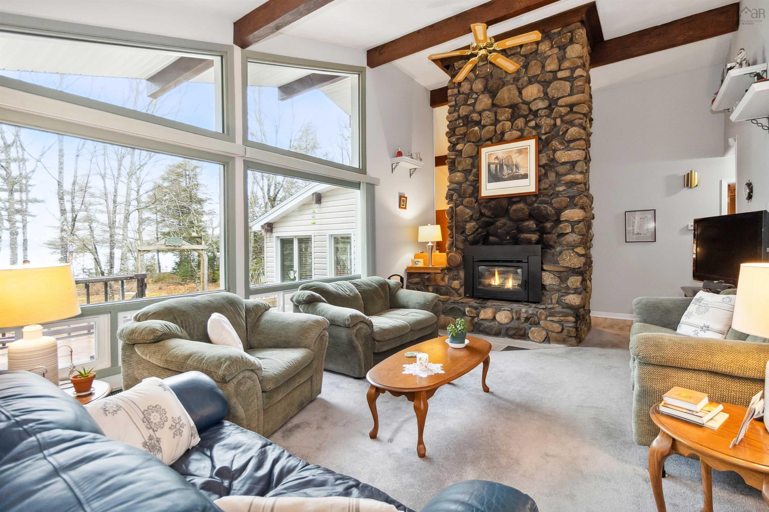 $637,000.00: 41 Lakeview Circle, Conquerall Mills