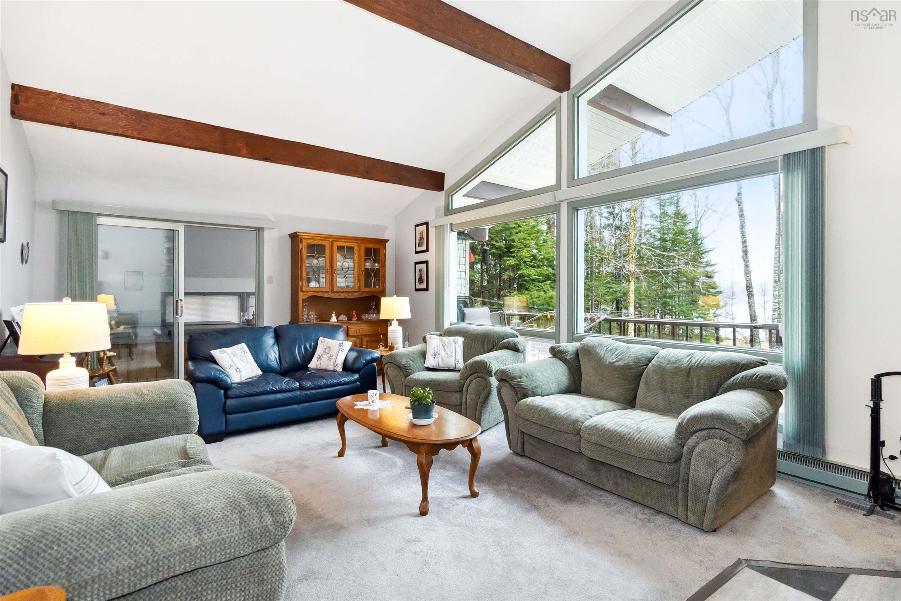 $637,000.00: 41 Lakeview Circle, Conquerall Mills