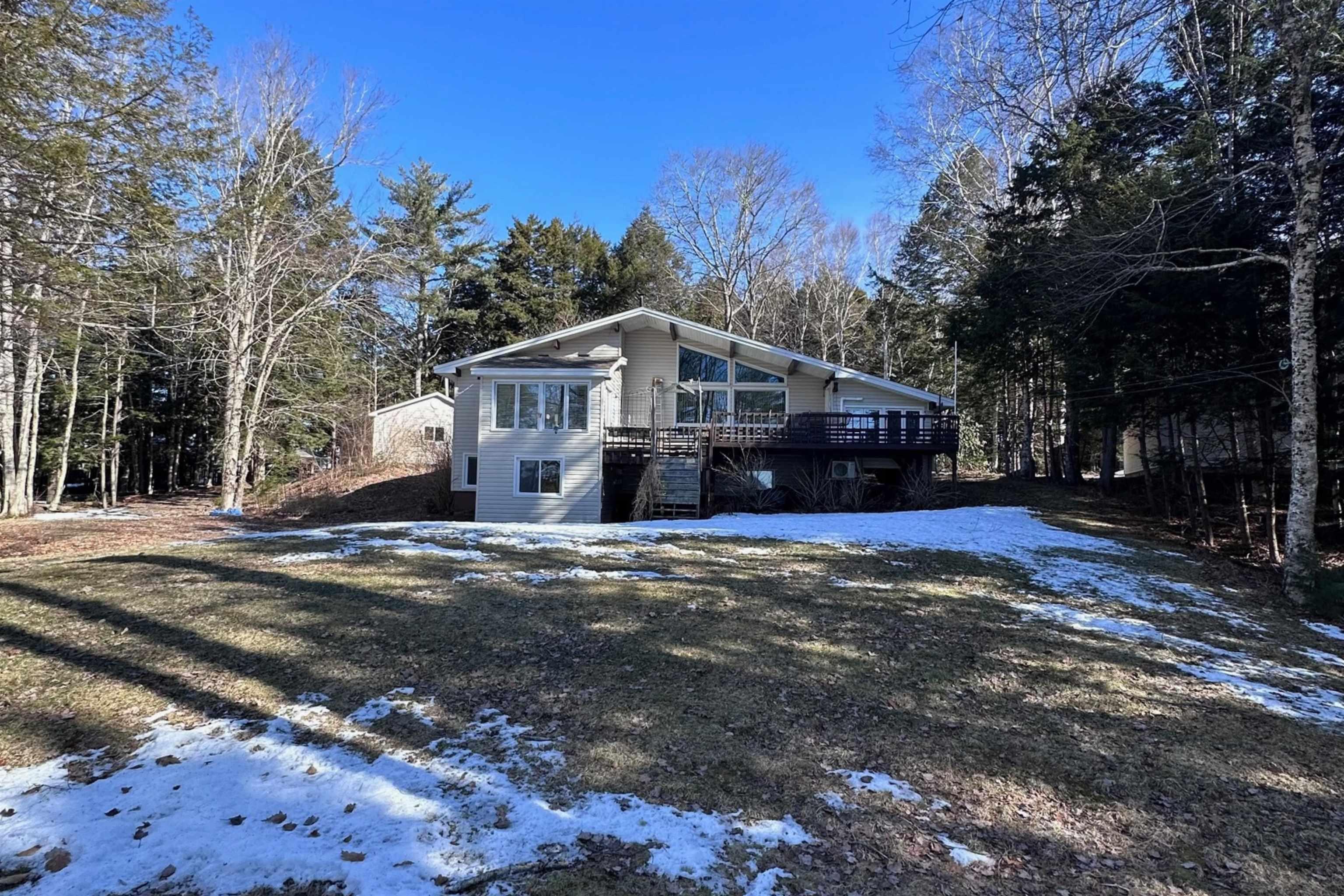$637,000.00: 41 Lakeview Circle, Conquerall Mills