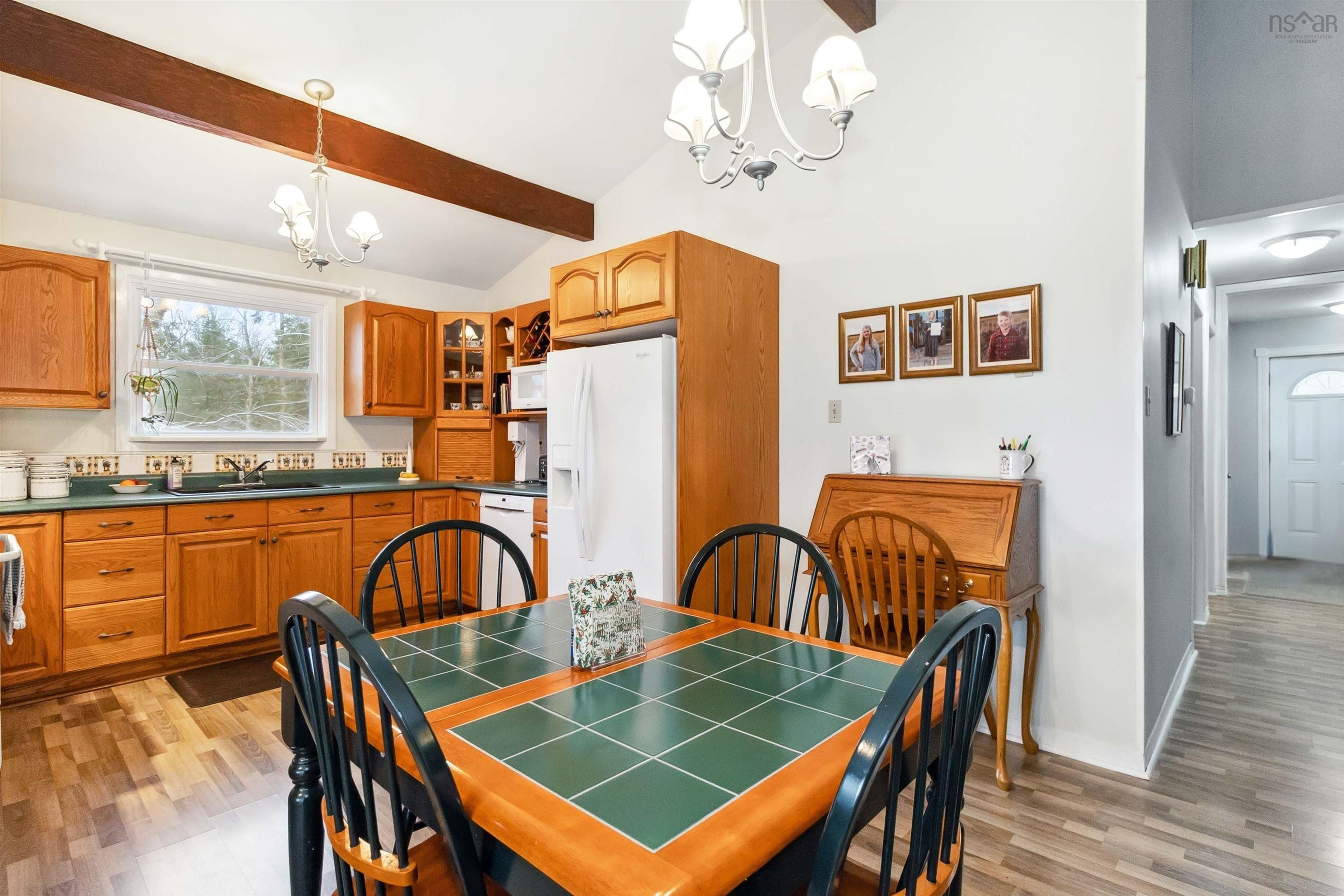 $637,000.00: 41 Lakeview Circle, Conquerall Mills