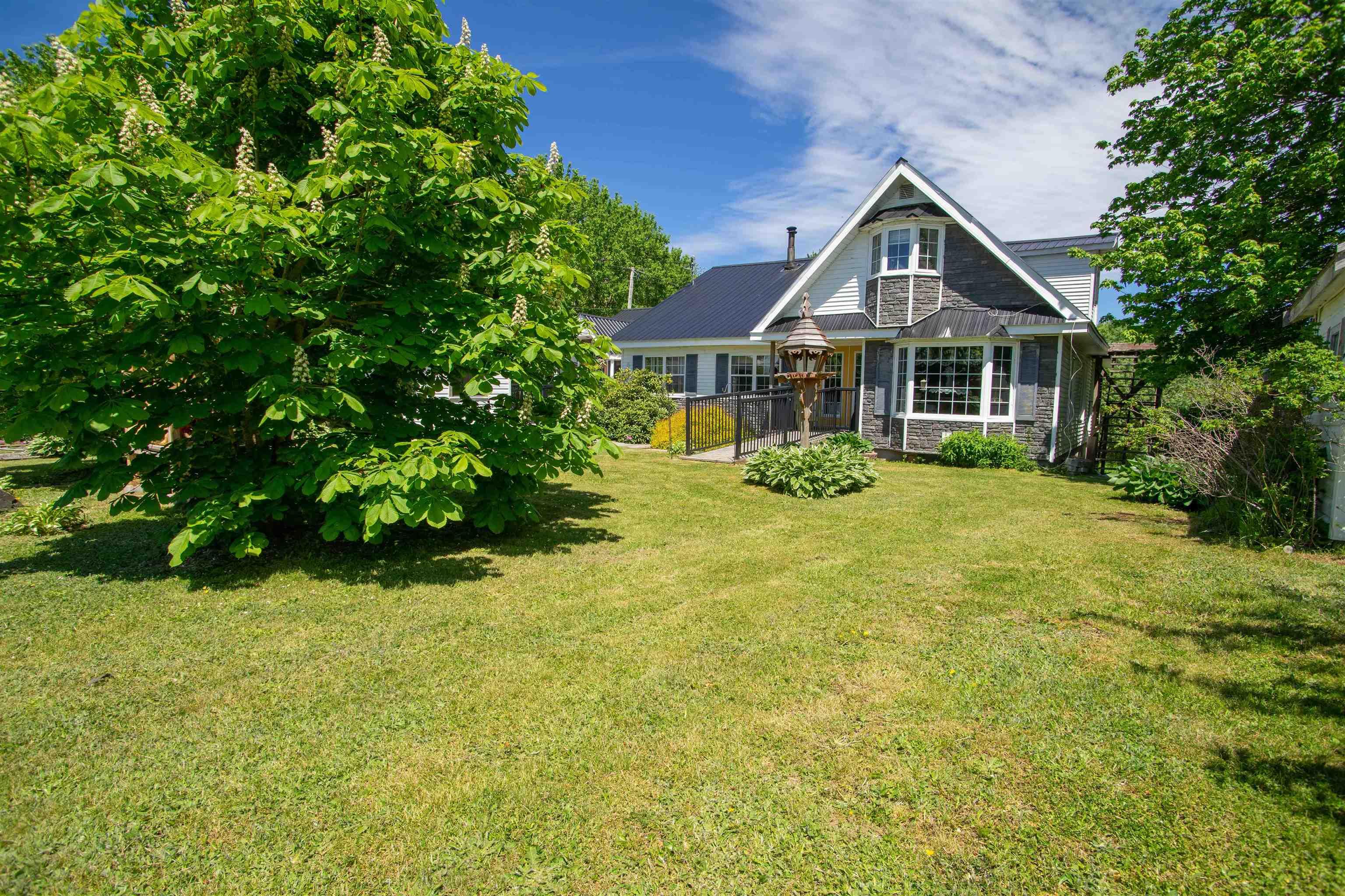$419,900.00: 6536 Highway 340, Weymouth