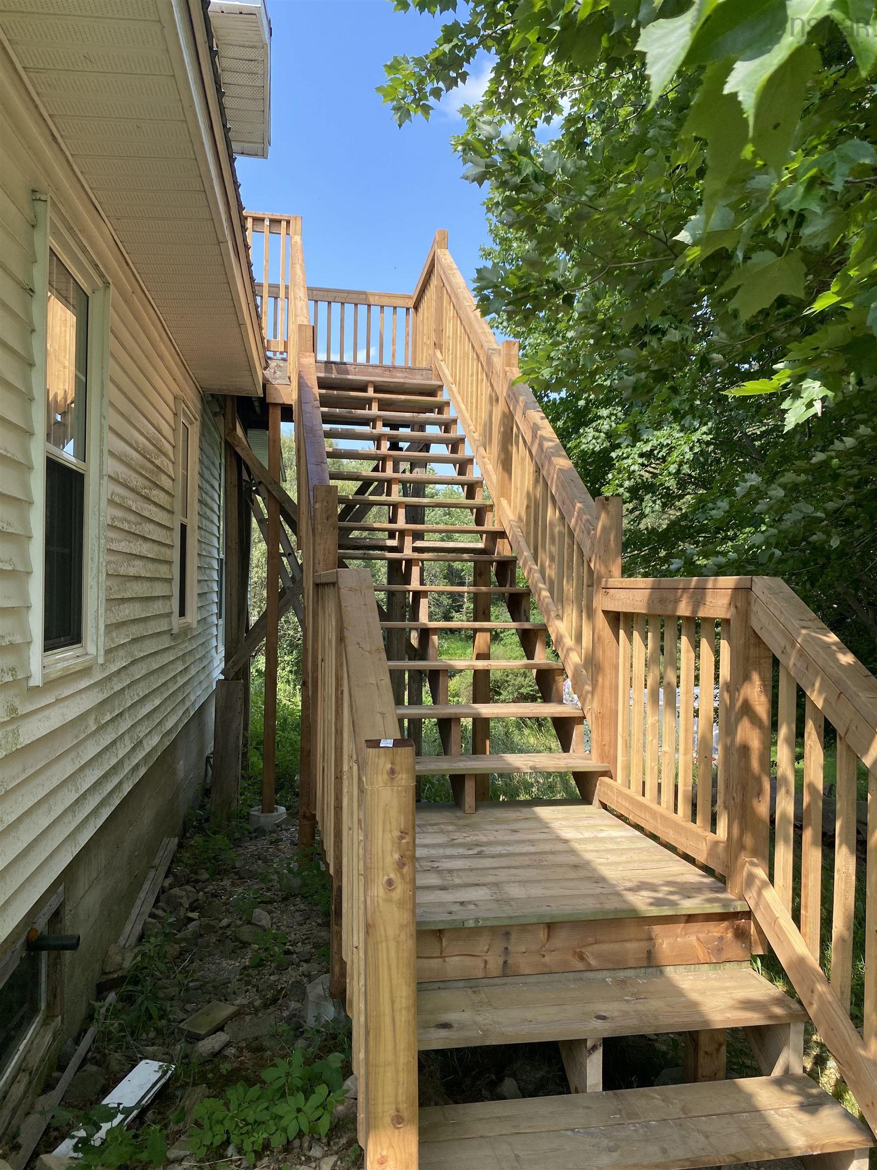 $419,900.00: 6536 Highway 340, Weymouth