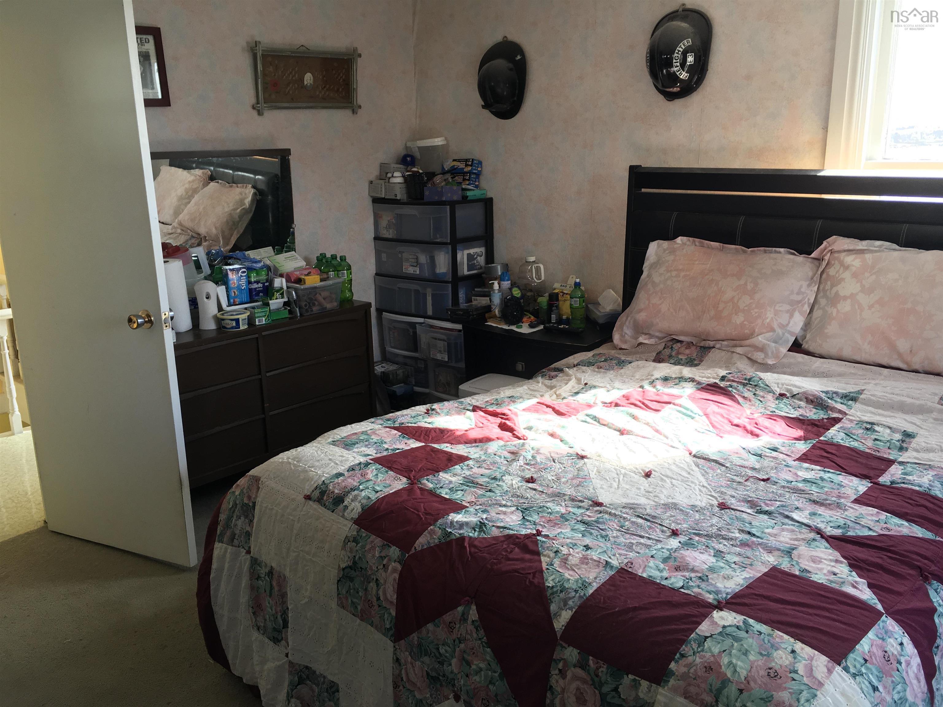 $275,000.00: 4008 Highway 332, Riverport
