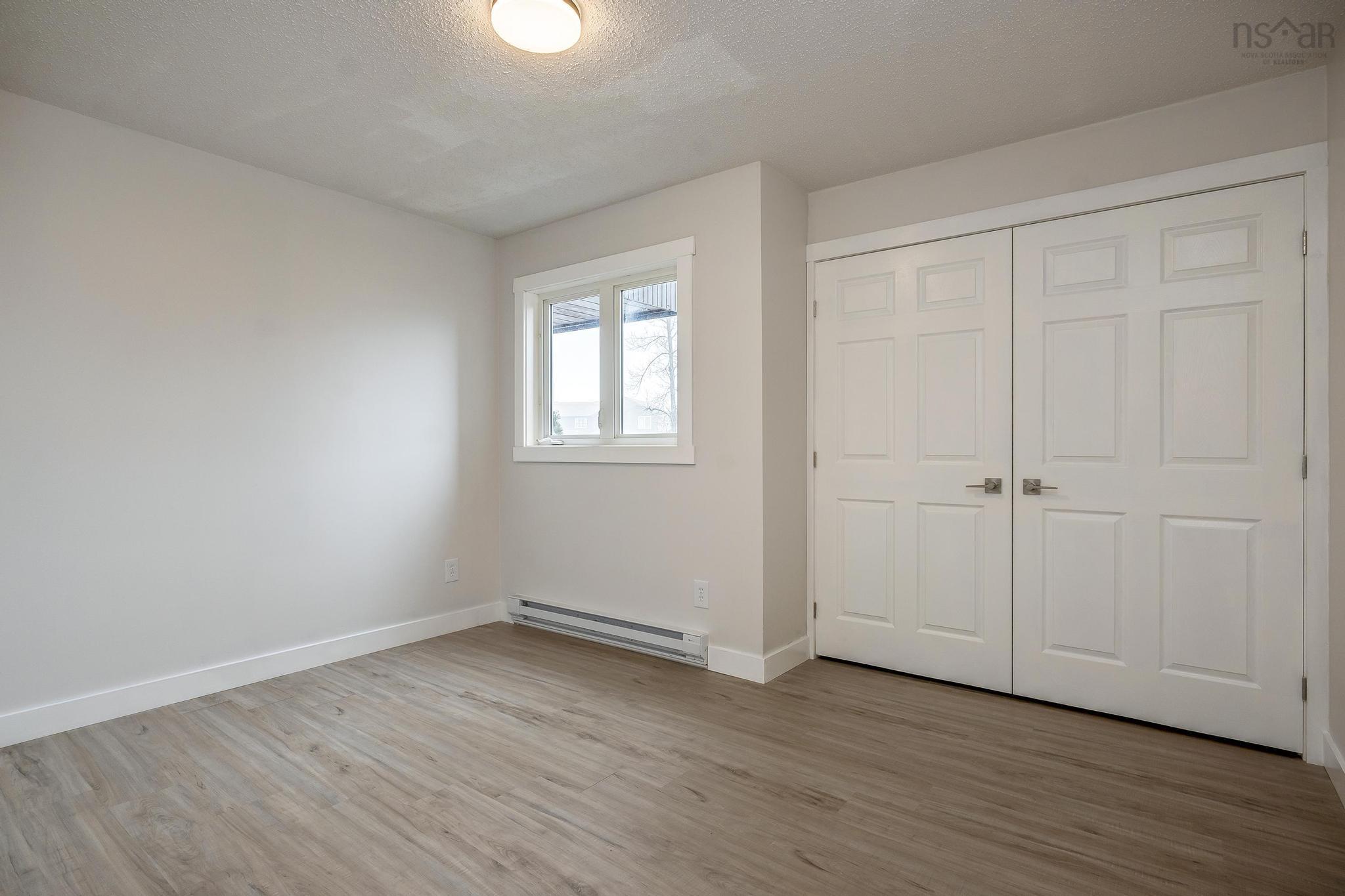 $379,900.00: 6 2 Rose Way, Dartmouth