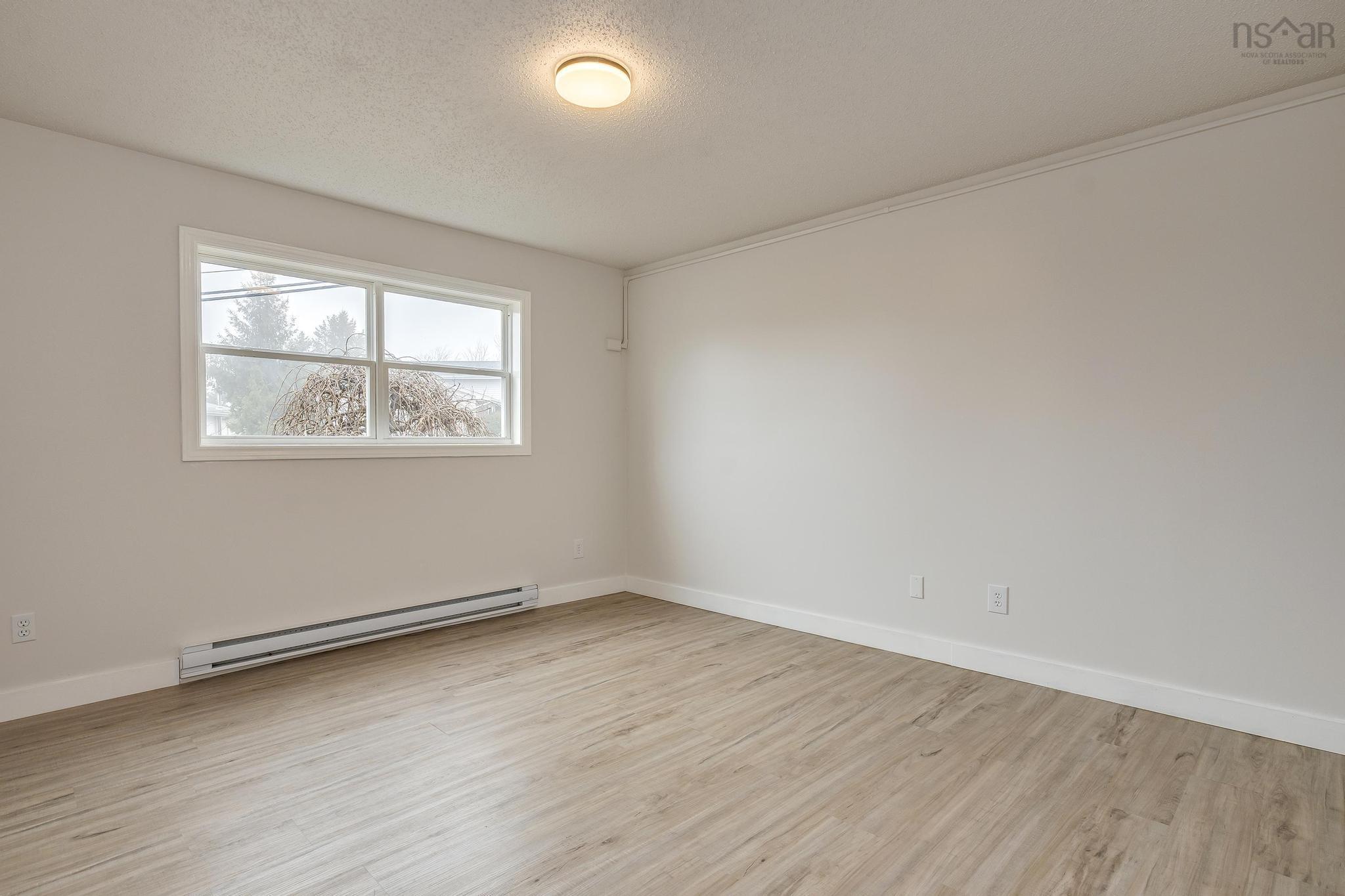 $379,900.00: 6 2 Rose Way, Dartmouth