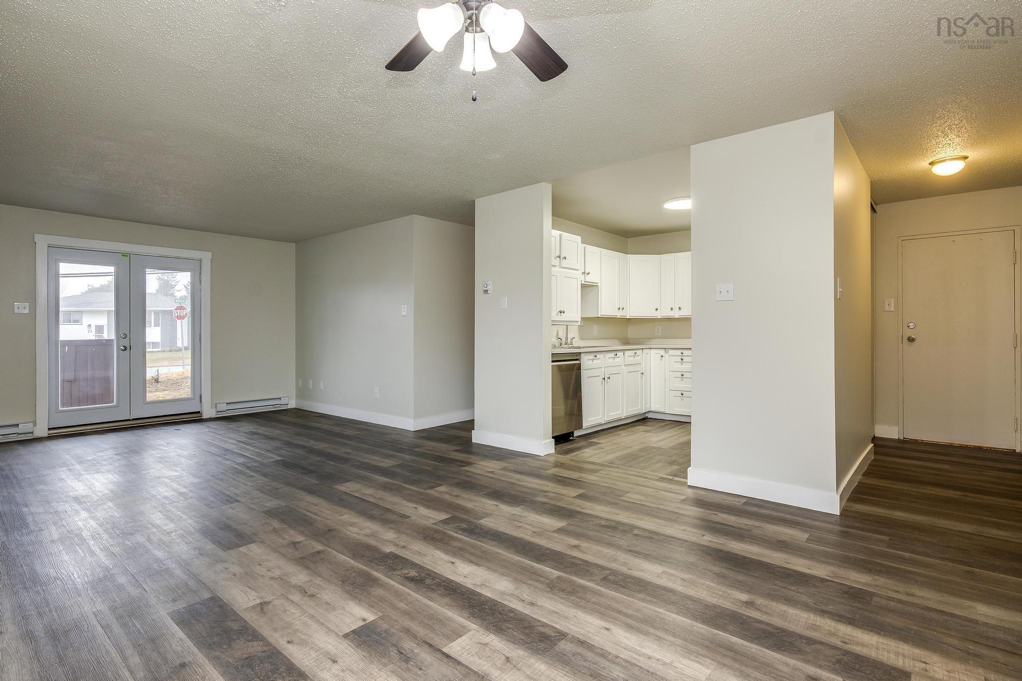 $379,900.00: 6 2 Rose Way, Dartmouth